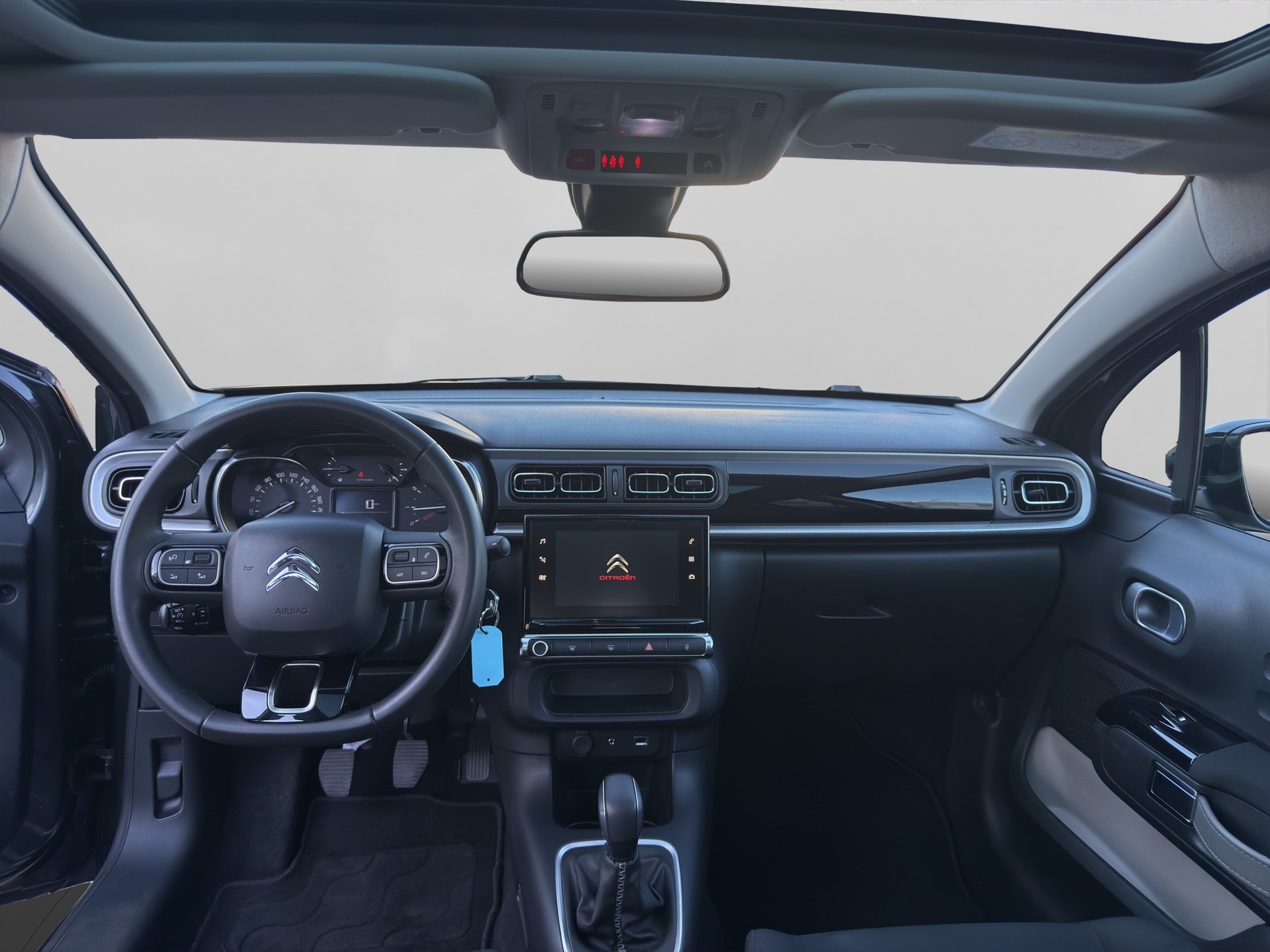 CITROEN C3 1.2i PureTech Shine-image-9