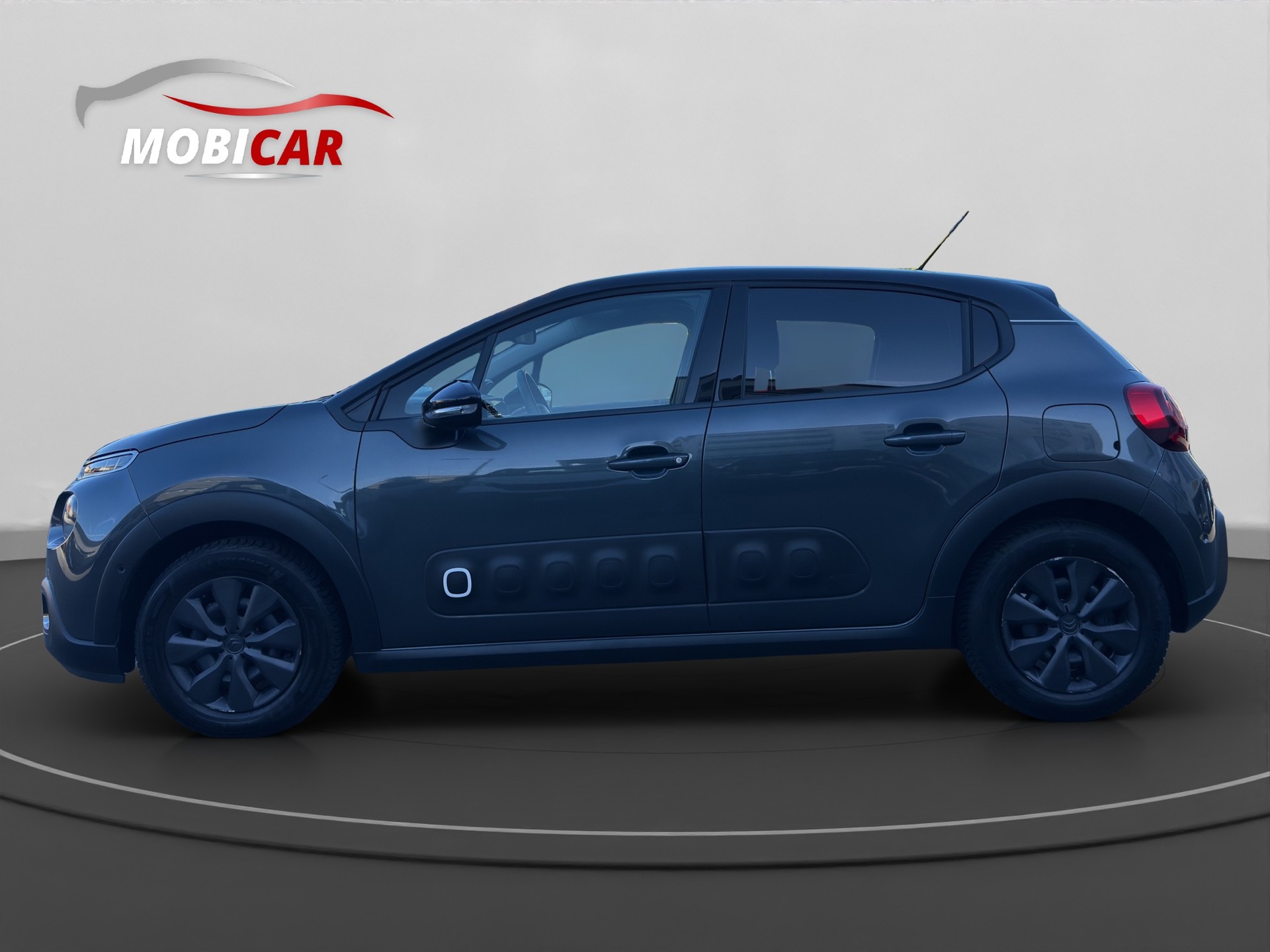CITROEN C3 1.2i PureTech Shine-image-2