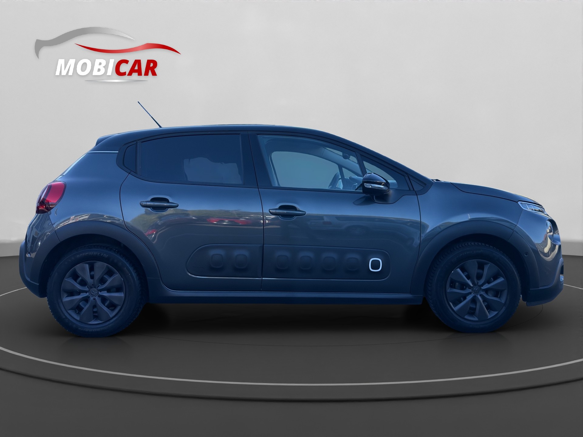 CITROEN C3 1.2i PureTech Shine-image-5