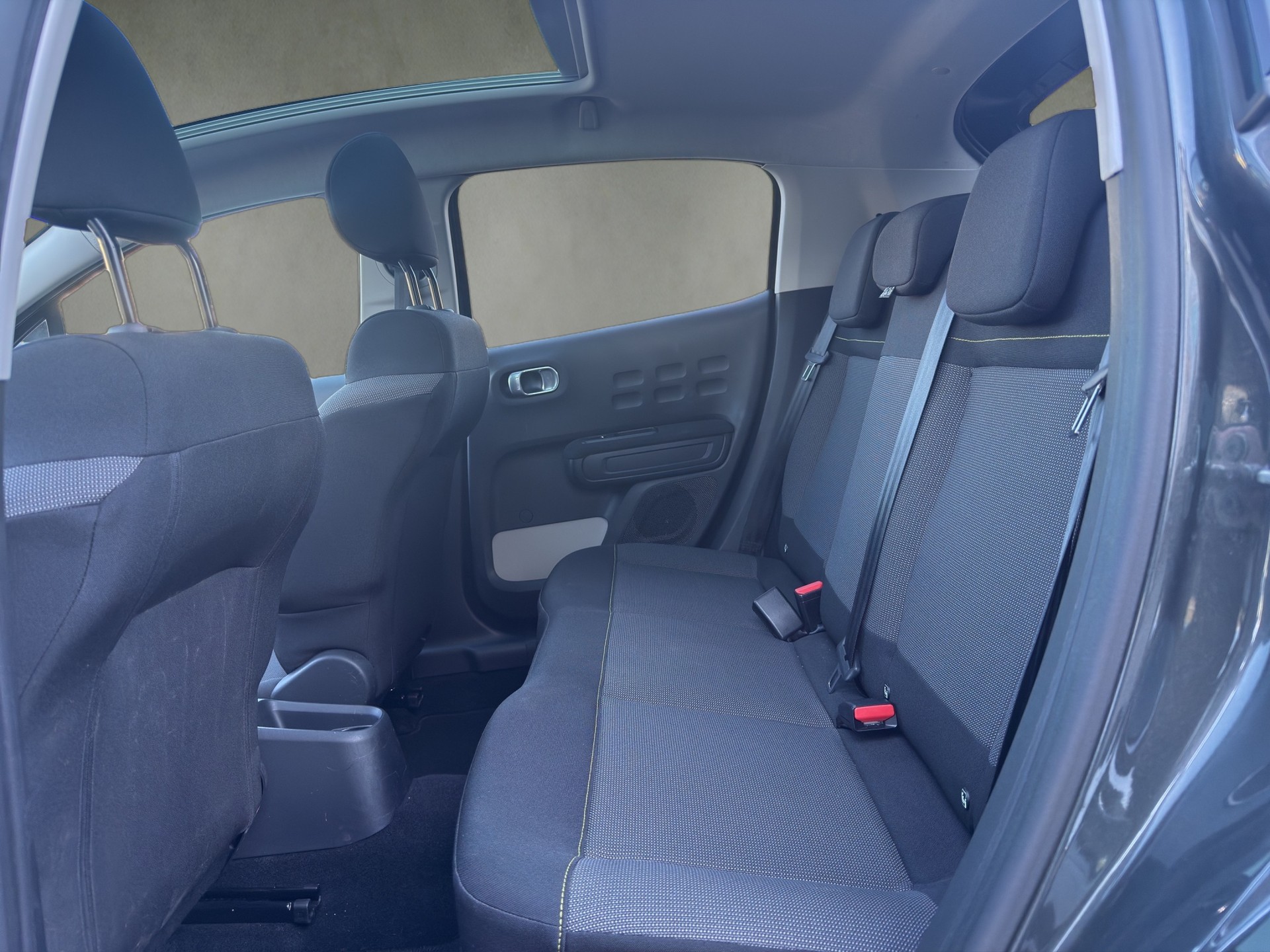 CITROEN C3 1.2i PureTech Shine-image-13