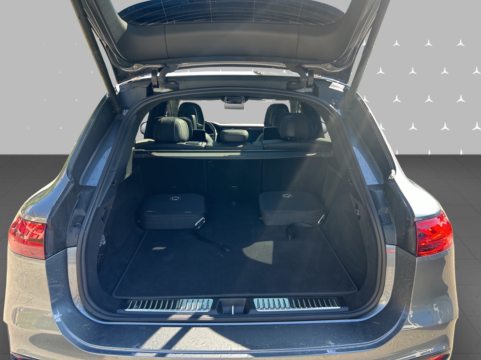 MERCEDES-BENZ EQS 580 4Matic Executive Edition-image-13