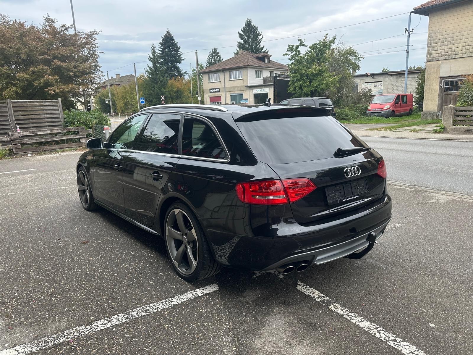 AUDI S4 Avant 3.0 TFSI quattro S-tronic-image-3
