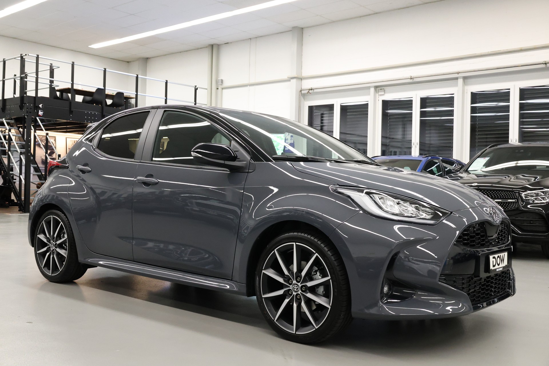 TOYOTA Yaris 1.5 VVT-i HSD GR Sport-image-1