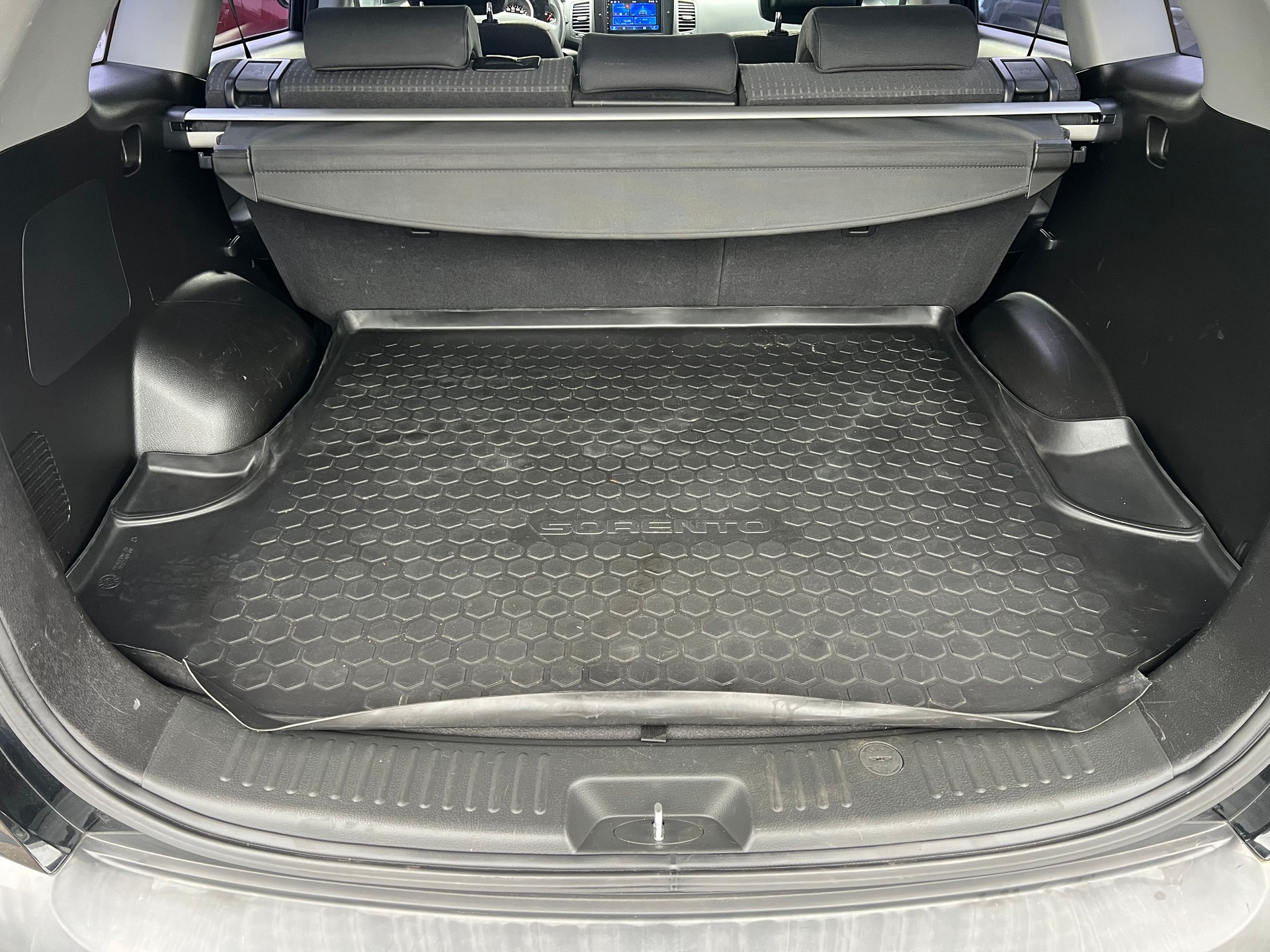 KIA Sorento 2.4 CVVT Classic-image-11