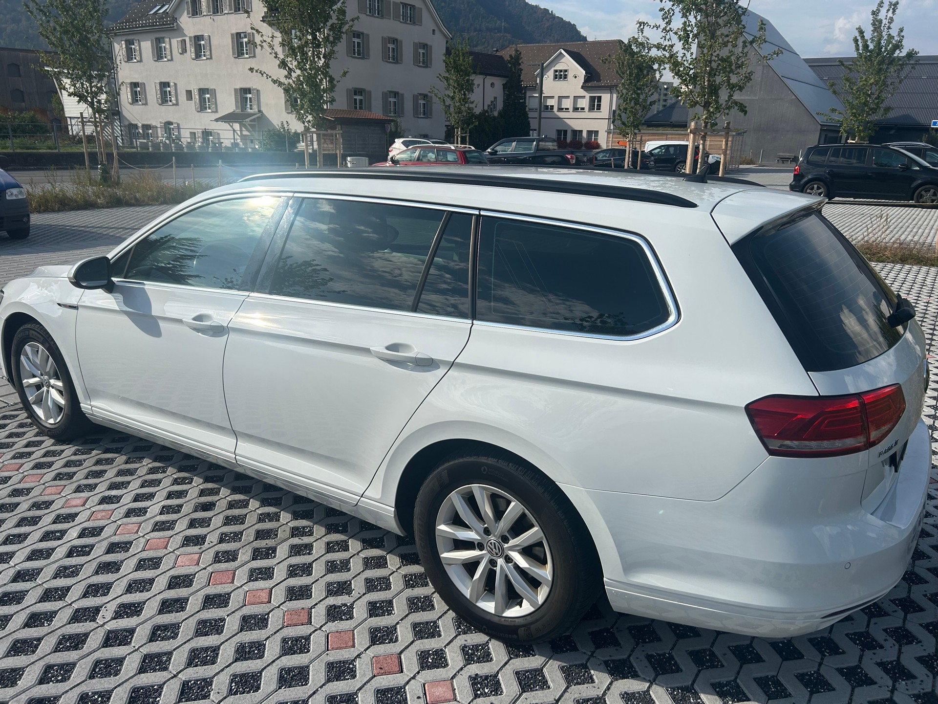 VW 2.0 TDI 150 SCR Comfortl. 4m-image-5