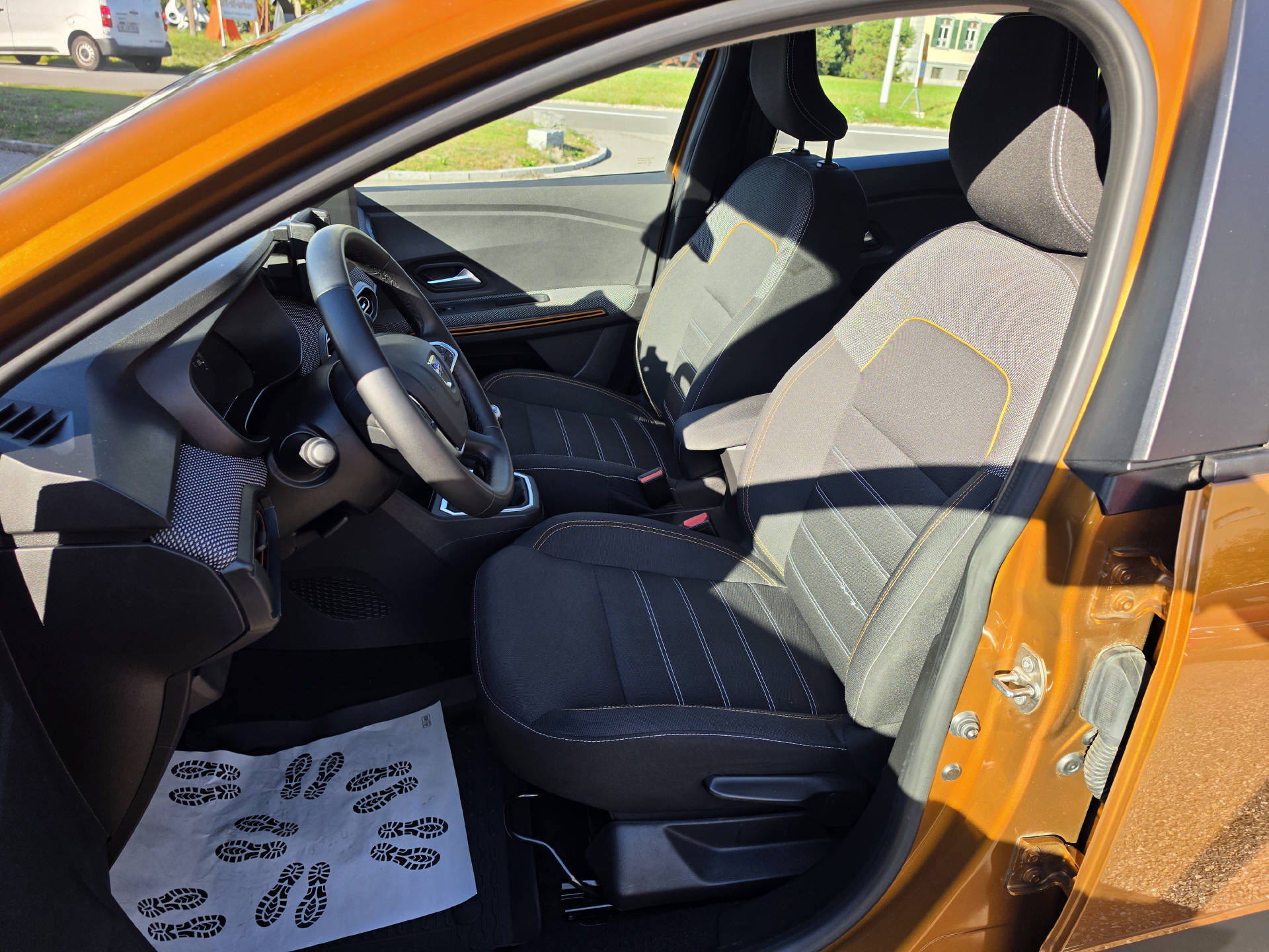 DACIA Sandero 1.0 TCe Stepway Comfort-image-9