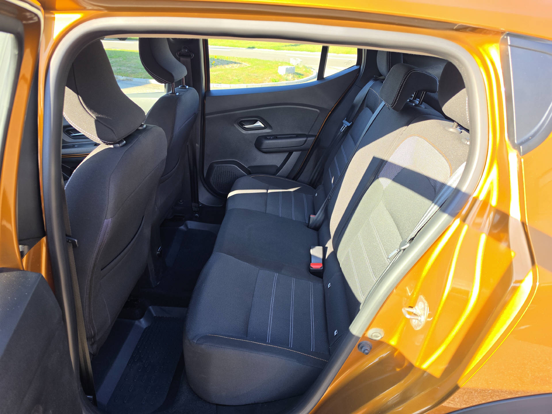 DACIA Sandero 1.0 TCe Stepway Comfort-image-10