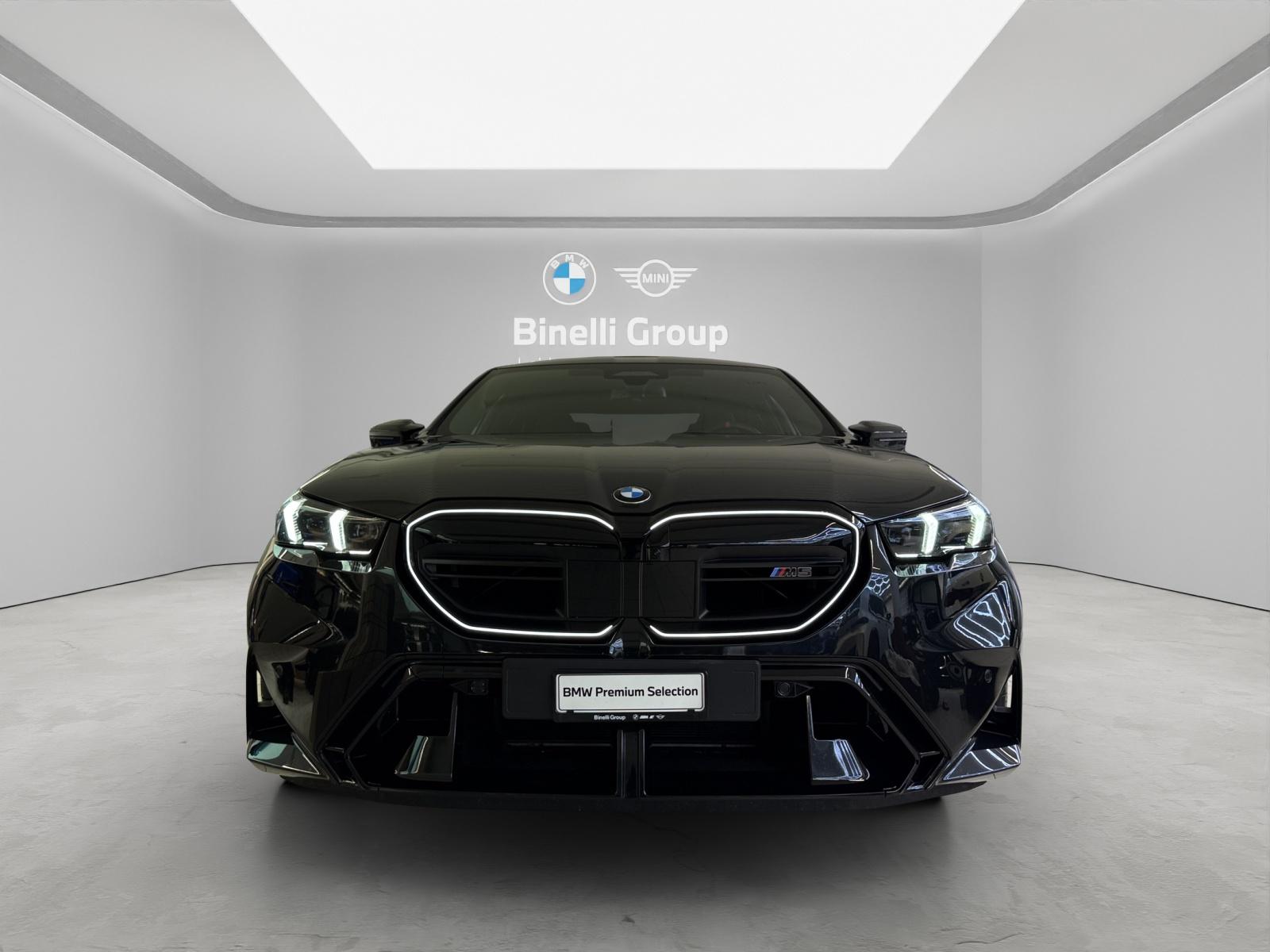 BMW M5 xDrive Limousine-image-7