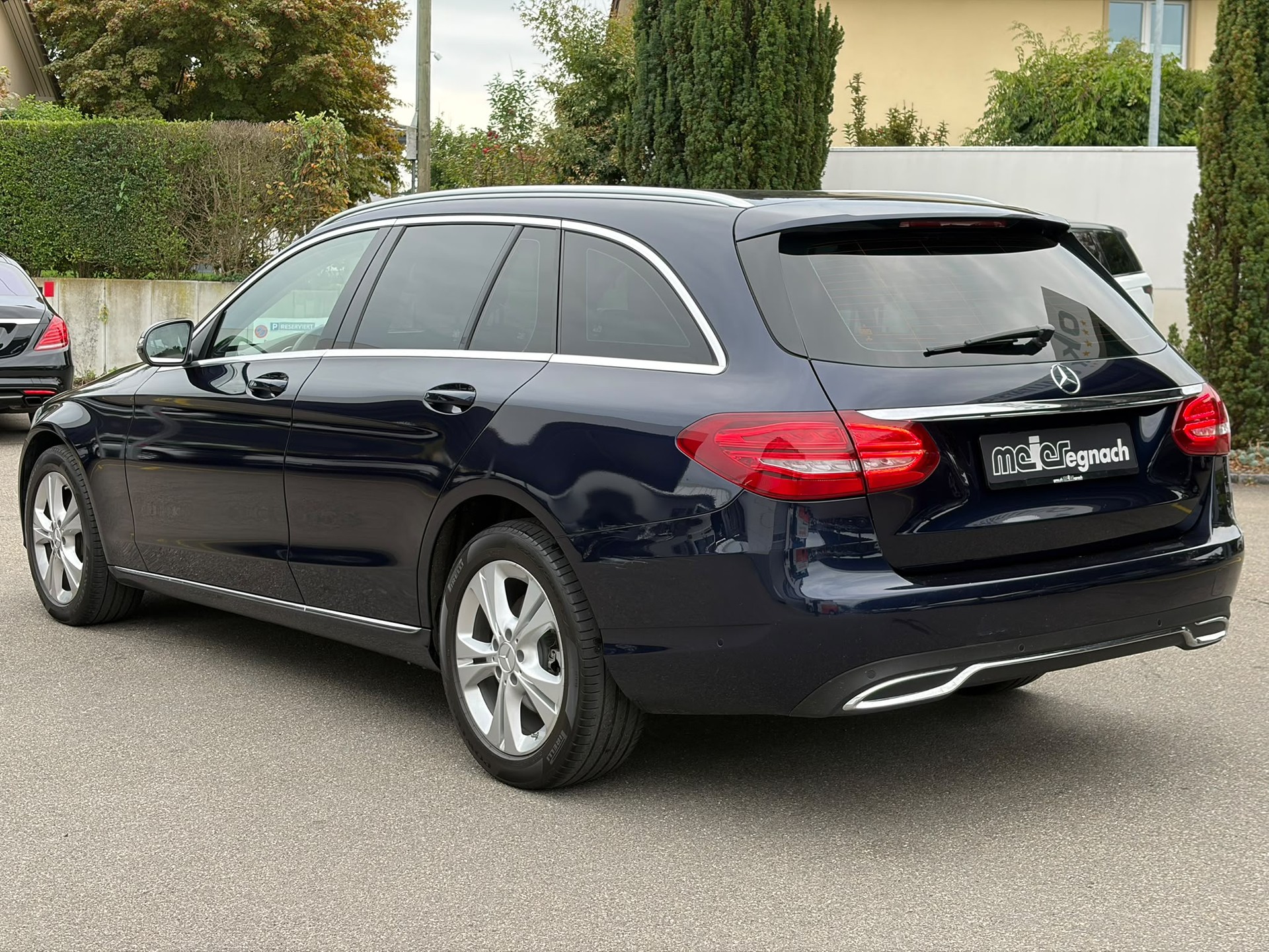 MERCEDES-BENZ C 250 d Swiss Star Exclusive 4Matic 9G-Tronic-image-5