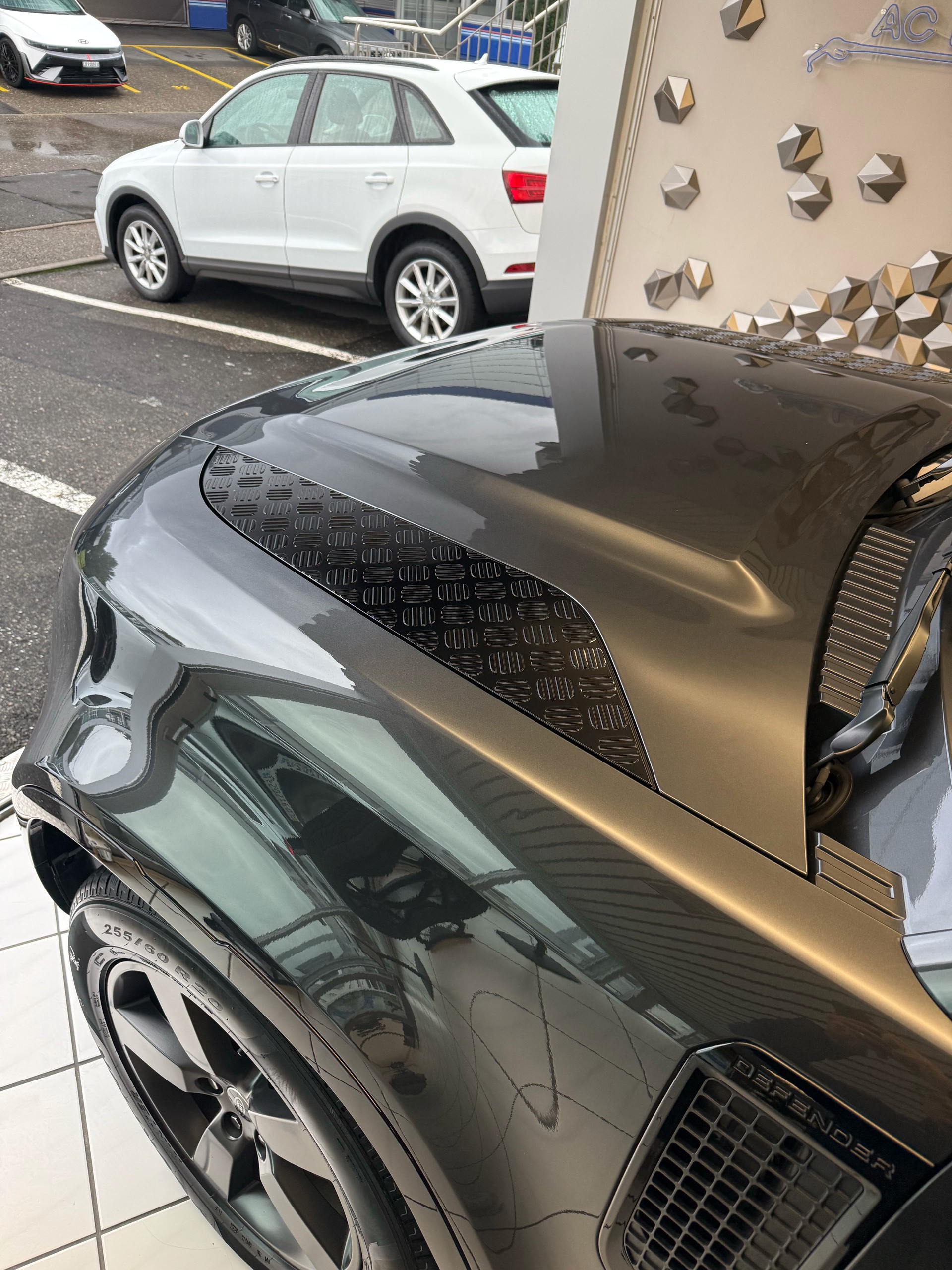 LAND ROVER Defender 90 3.0D I6 250 X-Dynamic HSE AT8-image-27
