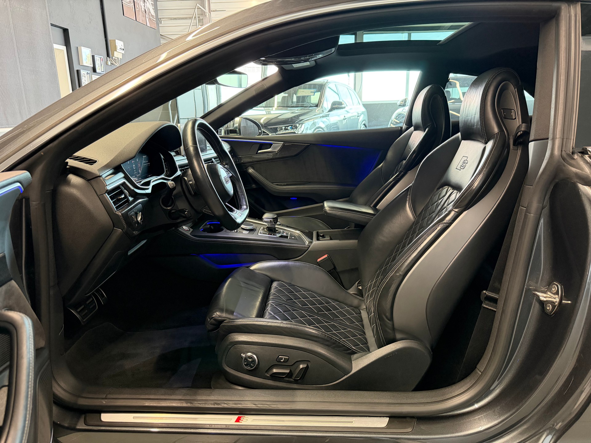 AUDI S5 Coupé 3.0 TFSI quattro tiptronic-image-9