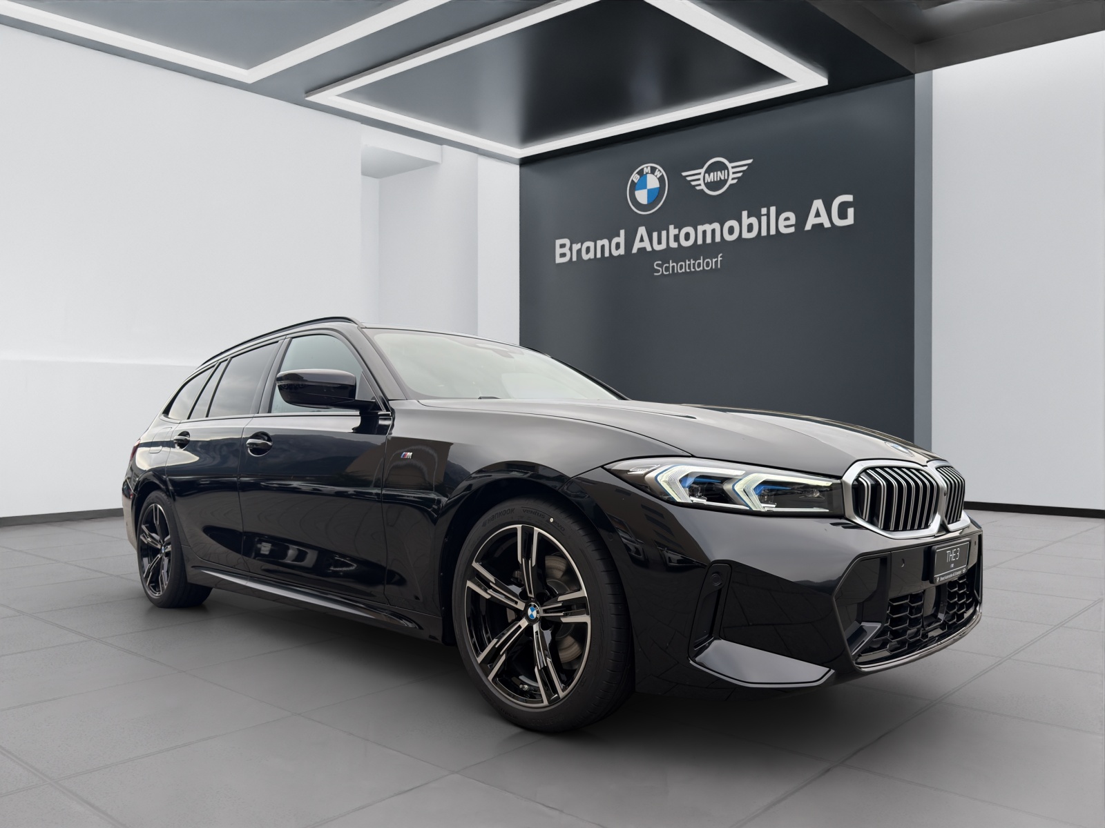 BMW 320d xDrive SAG Touring-image-6