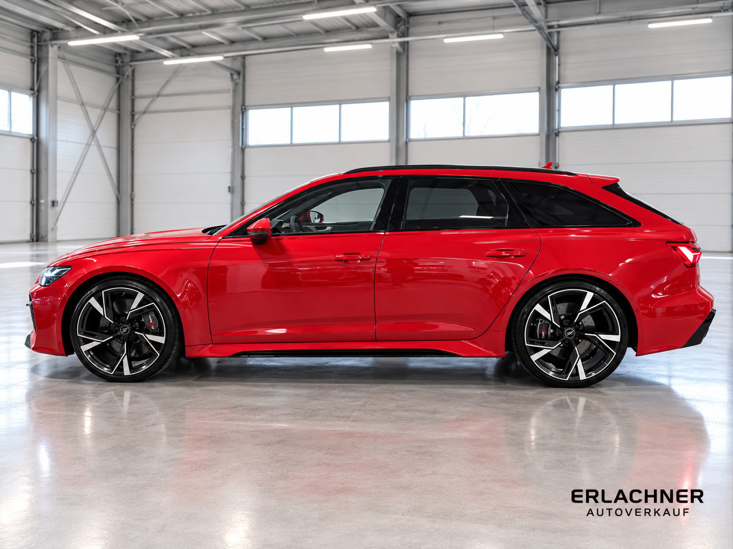 AUDI RS6 Avant 4.0 TFSI V8 quattro-image-2
