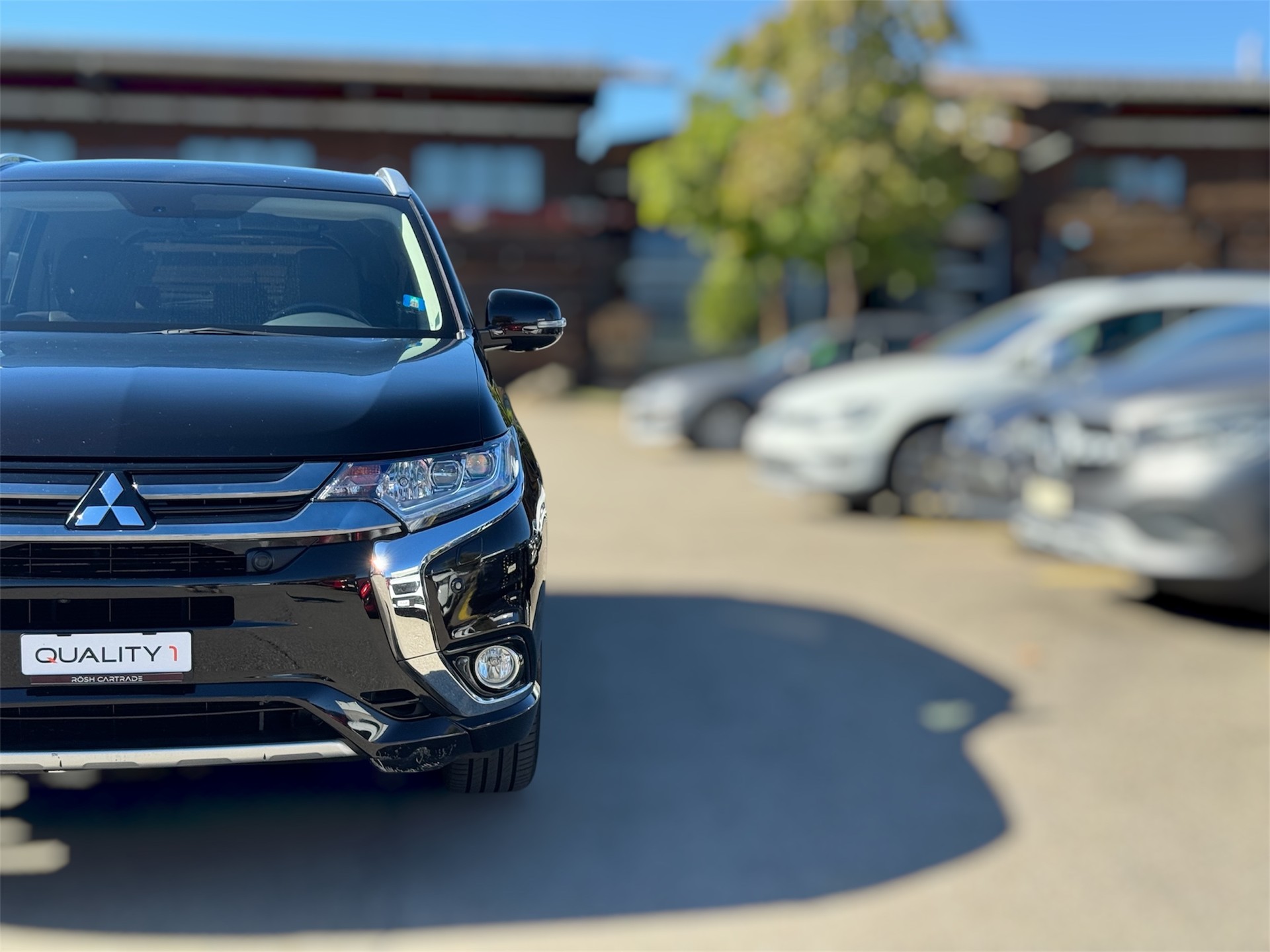 MITSUBISHI Outlander 2.0 PHEV Diamond 4WD Automatic-image-15
