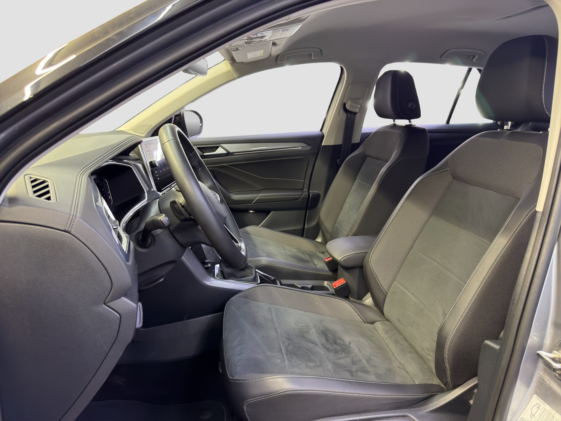 VW T-Roc 1.5 TSI EVO Style DSG-image-11
