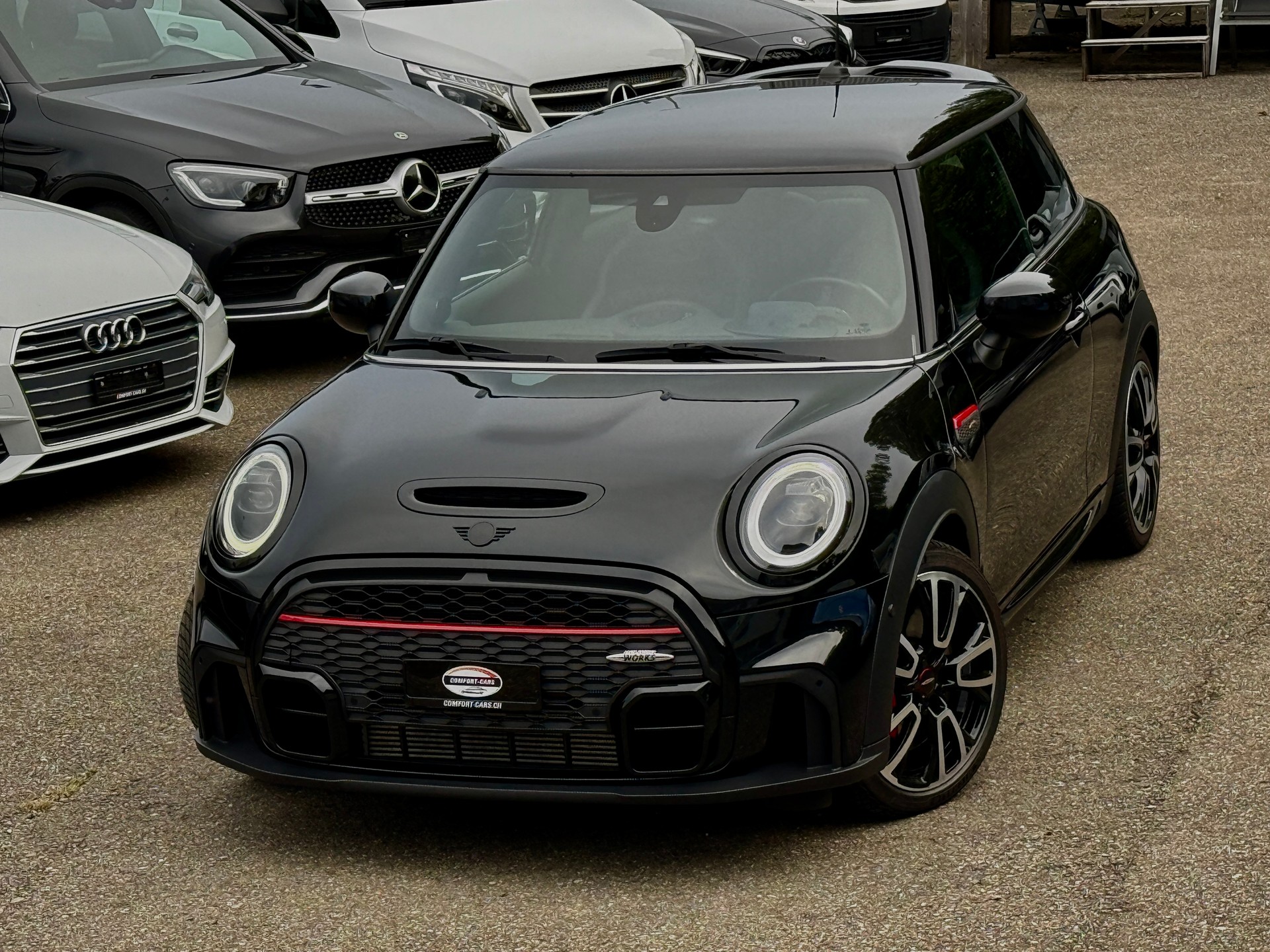 MINI Cooper John Cooper Works Steptronic Kraftvolle 231 PS-image-0