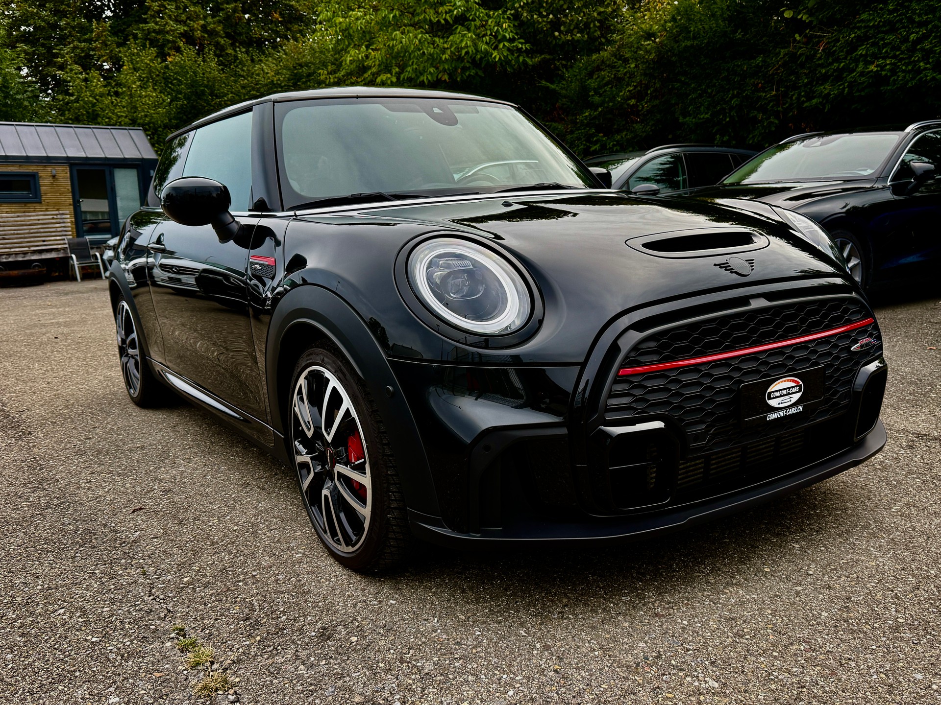 MINI Cooper John Cooper Works Steptronic Kraftvolle 231 PS-image-8