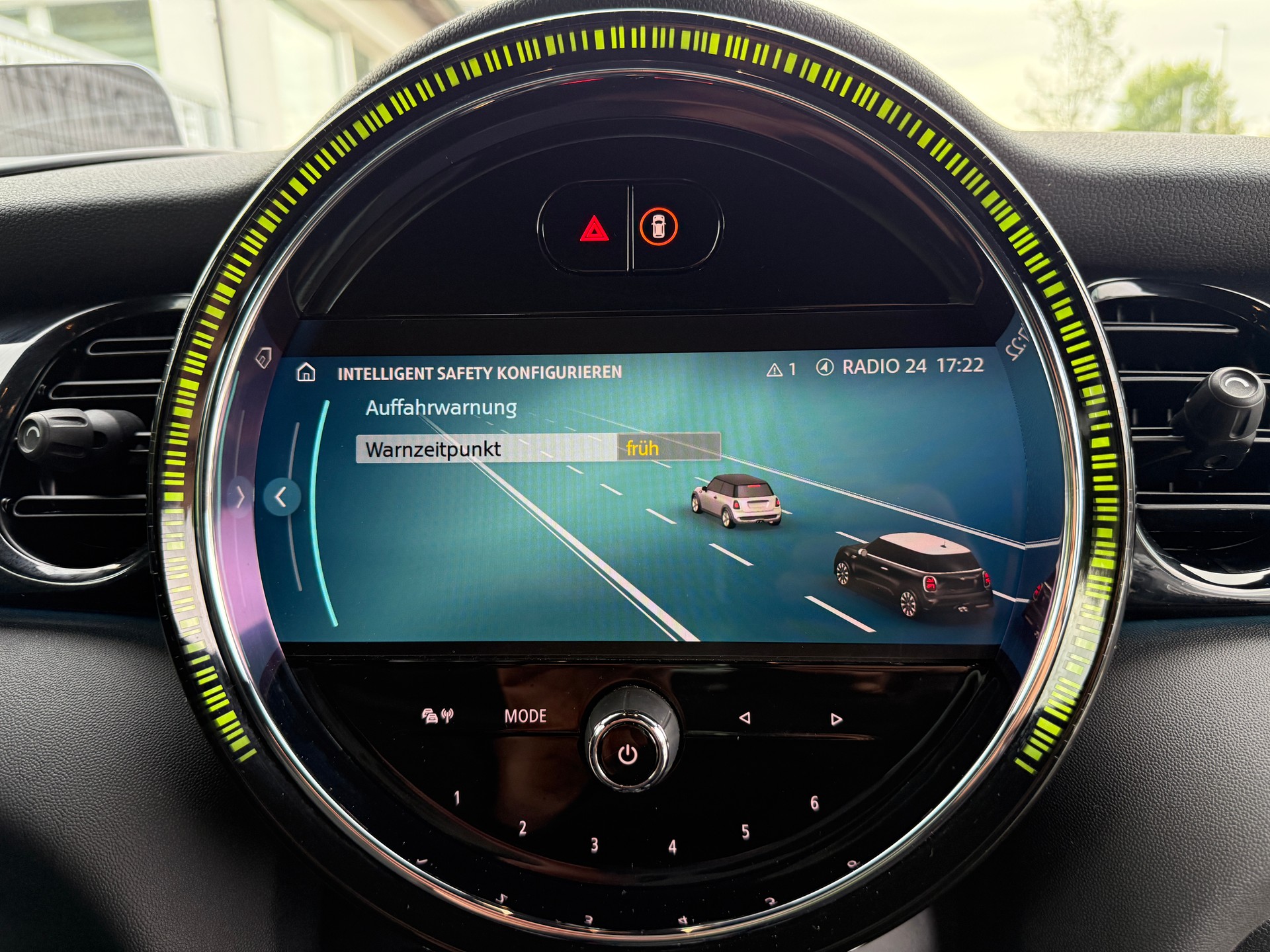 MINI Cooper John Cooper Works Steptronic Kraftvolle 231 PS-image-24