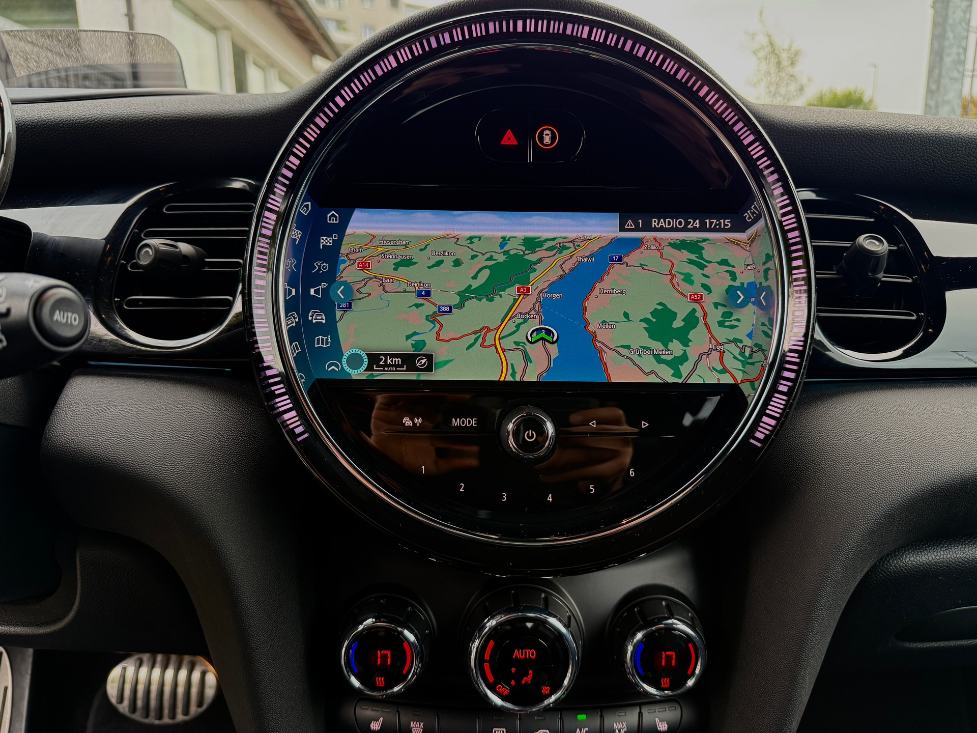 MINI Cooper John Cooper Works Steptronic Kraftvolle 231 PS-image-16