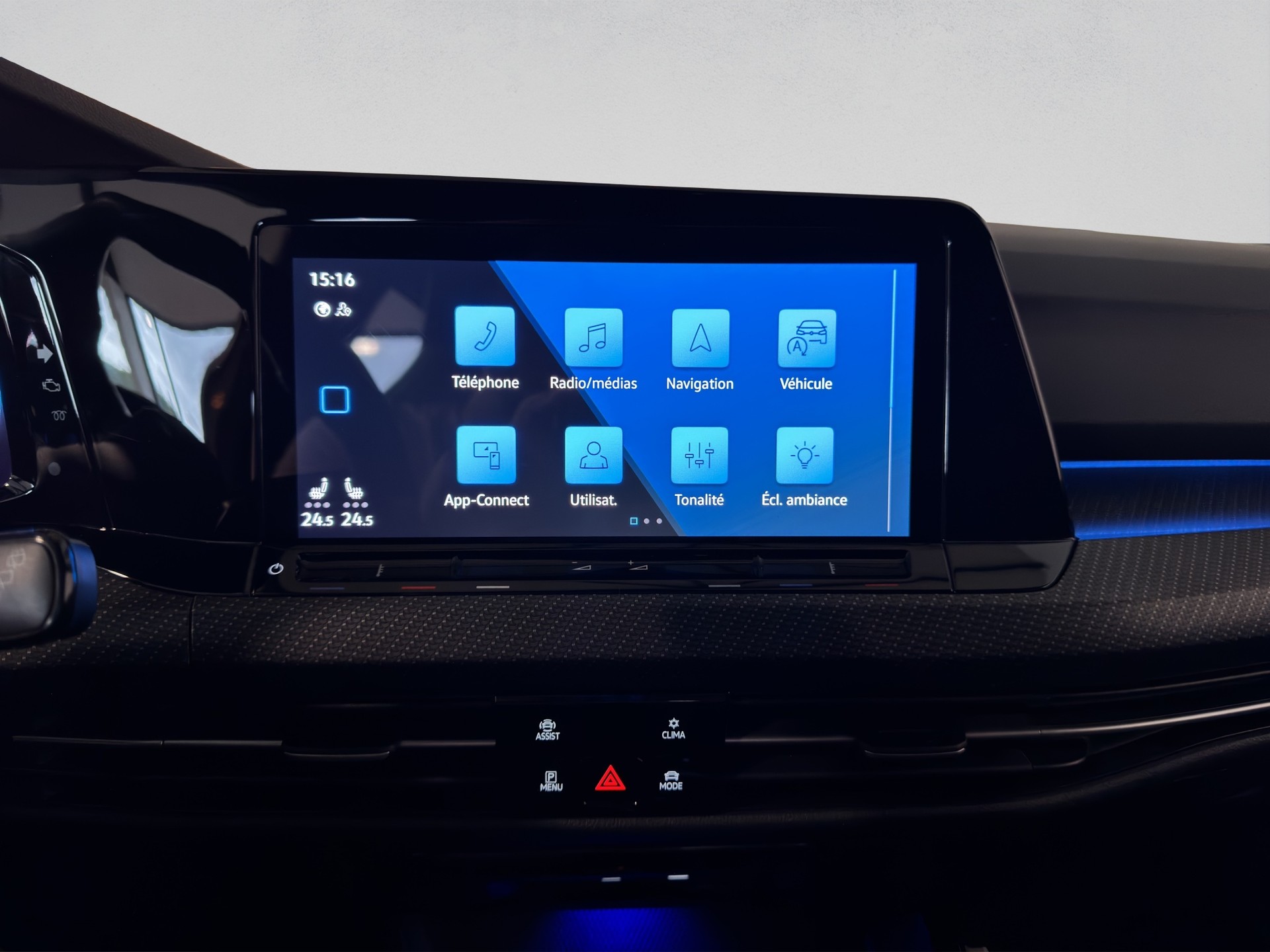 VW Golf 1.5 eTSI mHEV ACT R-Line DSG-image-19