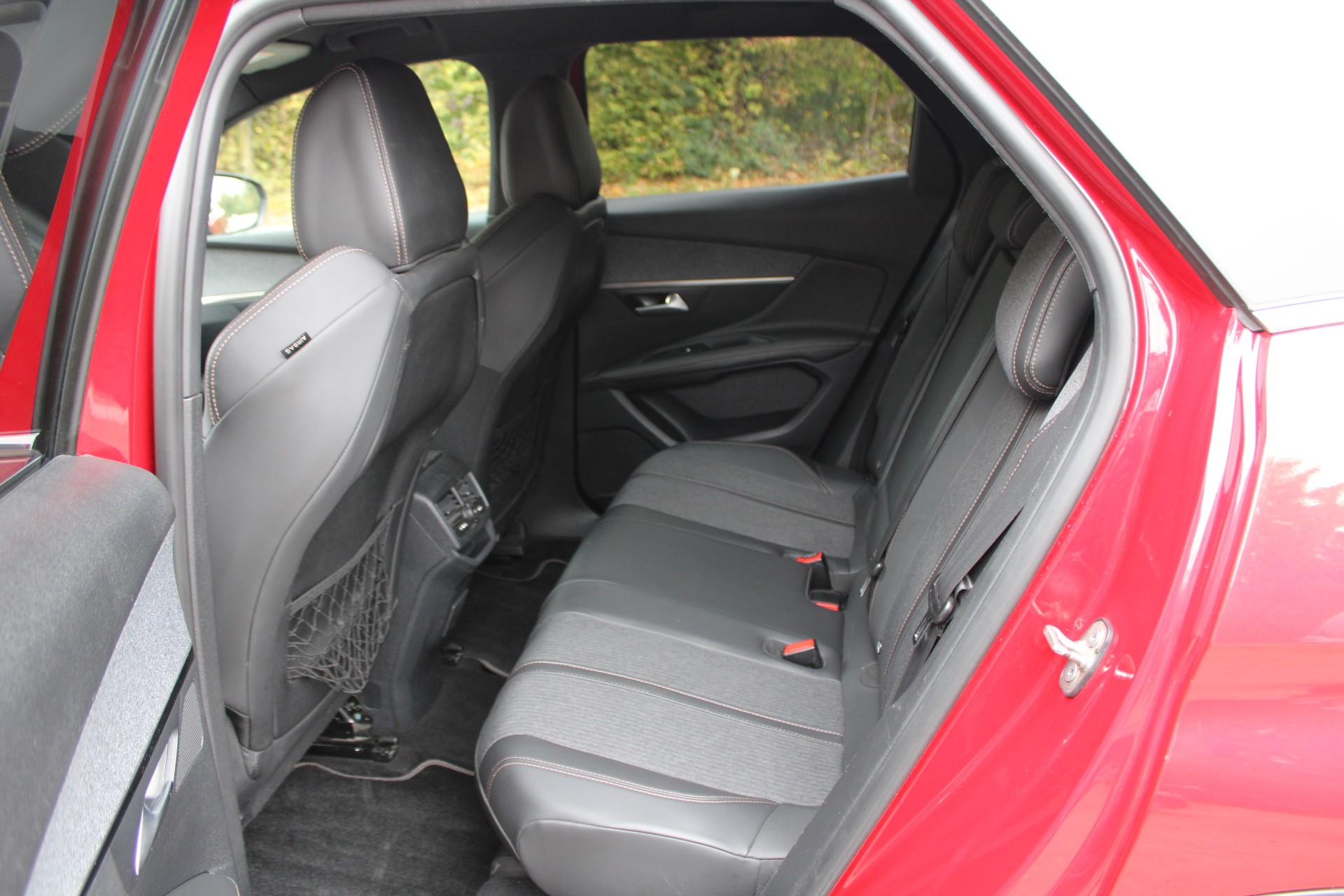 PEUGEOT 3008 1.6 BlueHDi GT Line EAT-image-6
