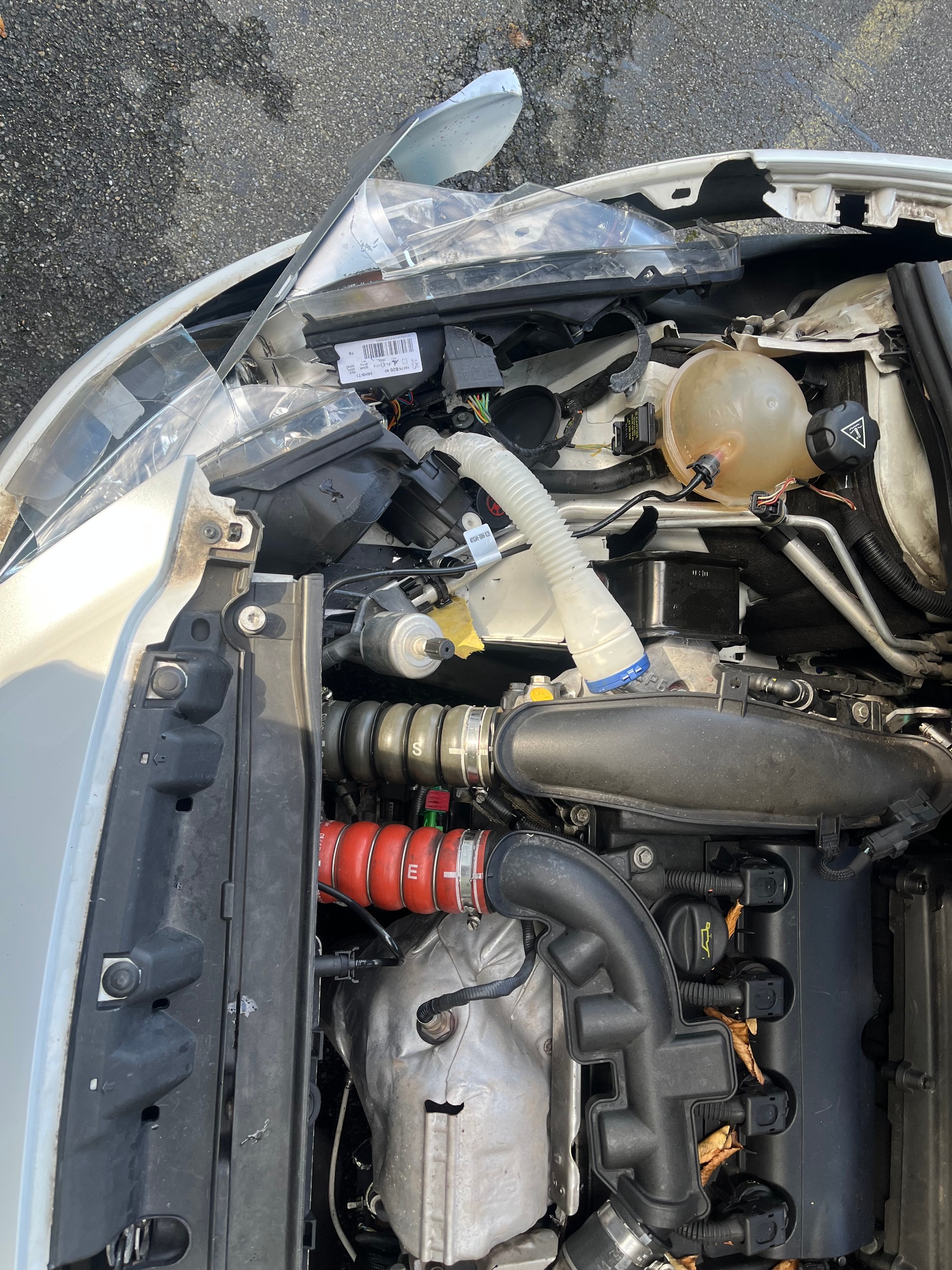 PEUGEOT 308 CC 1.6 16V Turbo Sport Pack-image-10
