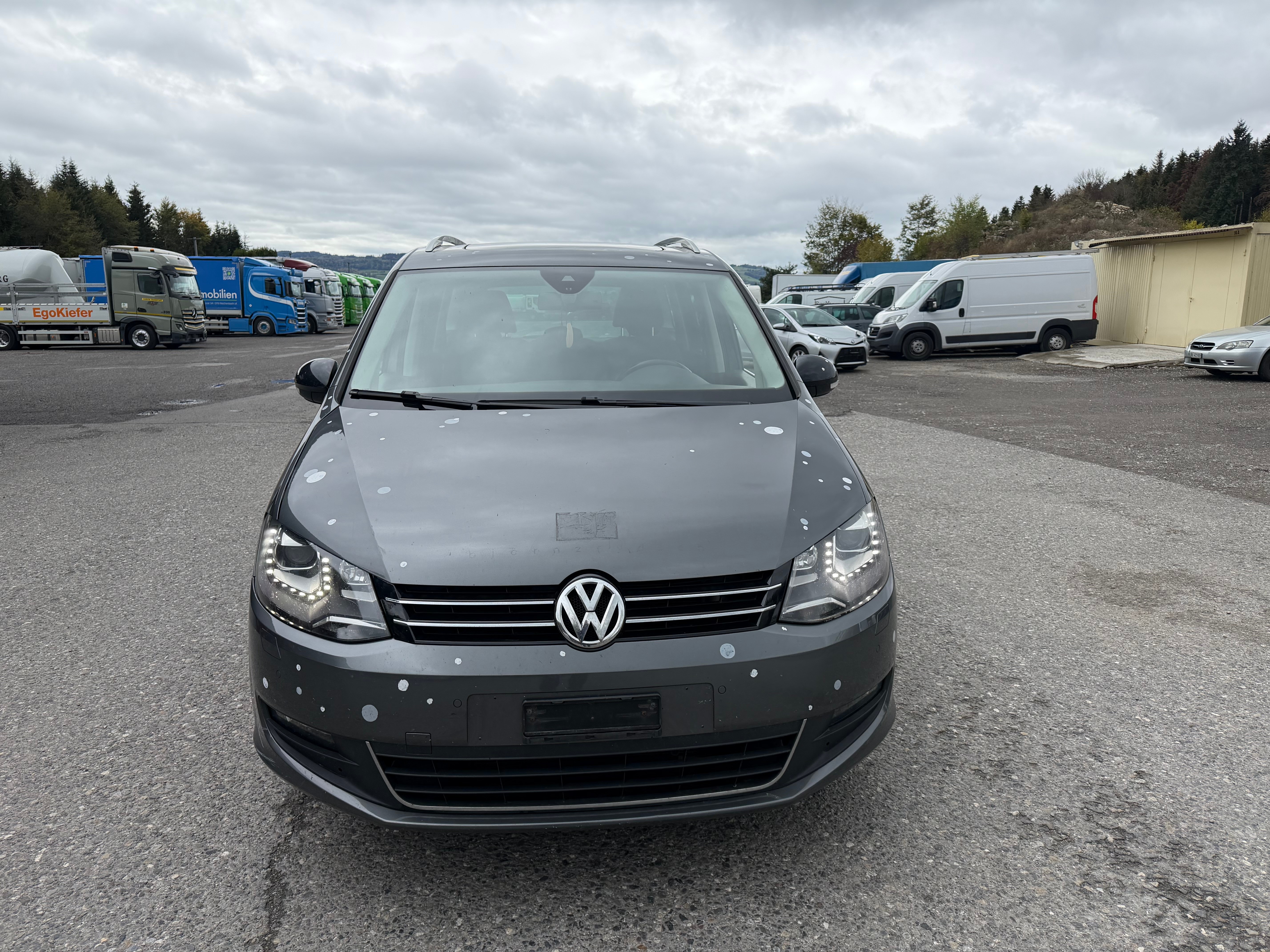 Car photo
