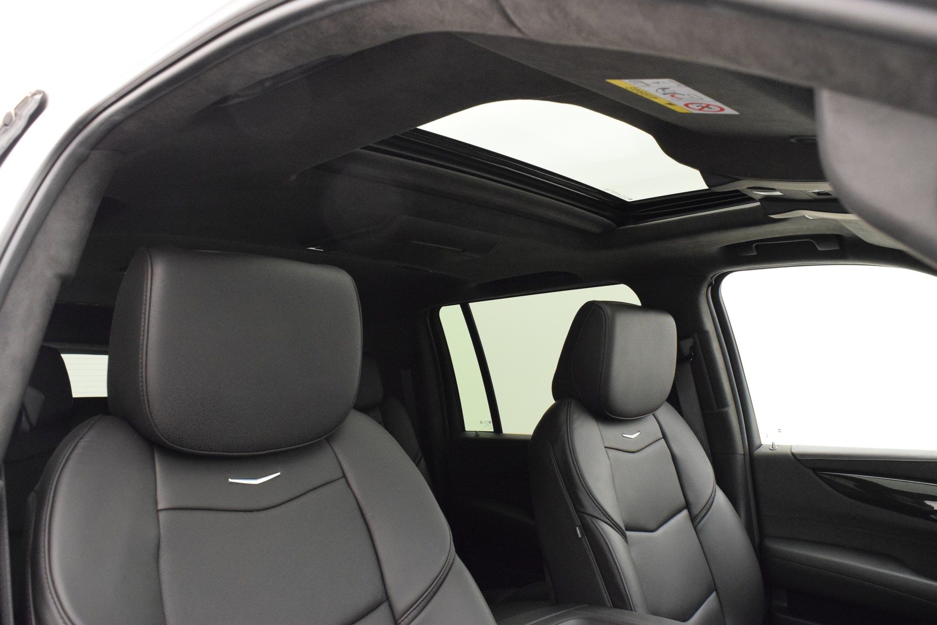 CADILLAC Escalade 6.2 ESV Platinum-image-12