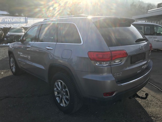 JEEP Grand Cherokee 3.0 CRD Summit Automatic-image-3