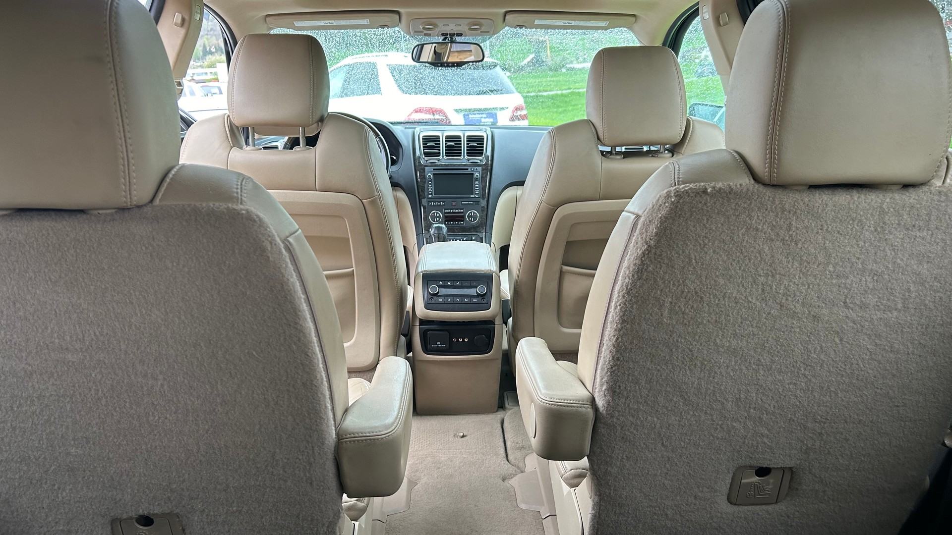 GMC Acadia 3.6 AWD-image-26