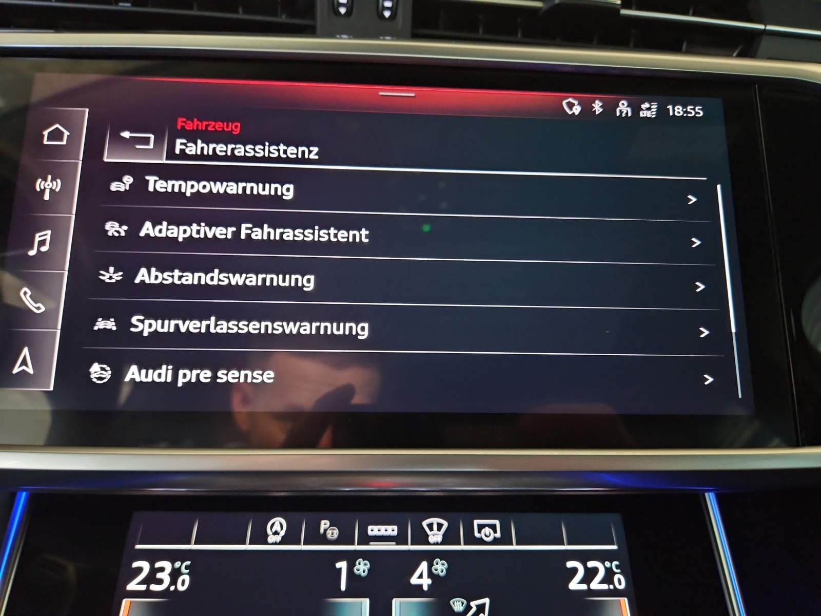 AUDI RS6 Avant 4.0 TFSI V8 quattro-image-15