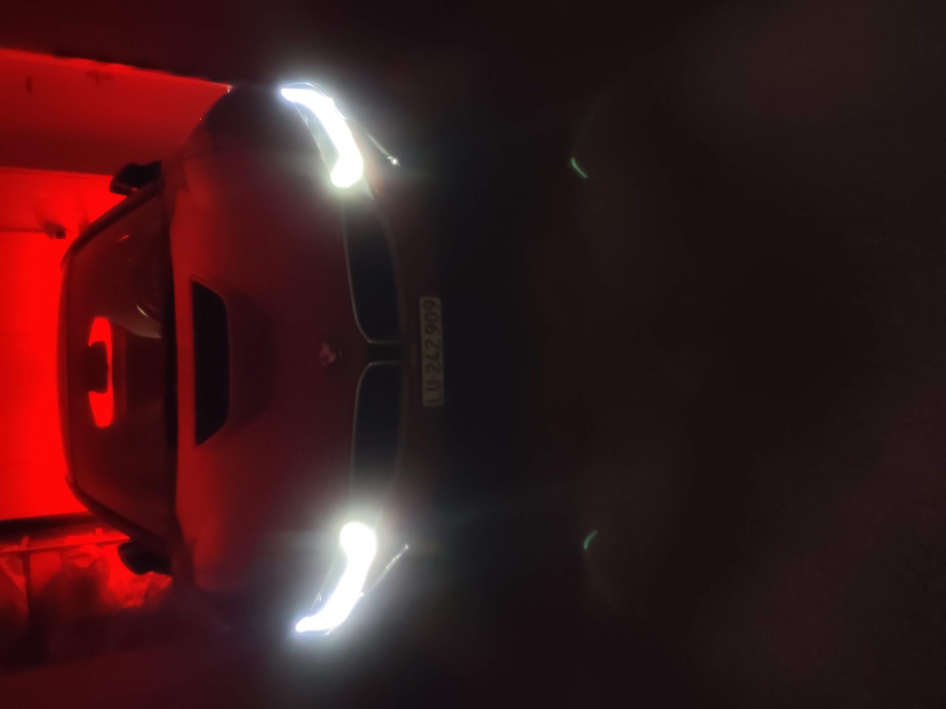 BMW i8 Coupé-image-14