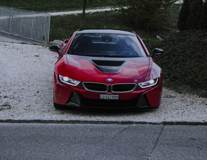 BMW i8 Coupé-image-16