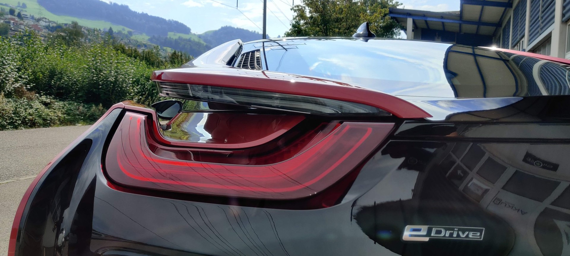 BMW i8 Coupé-image-10