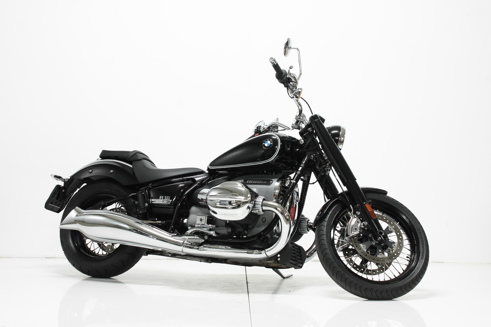 BMW R 18