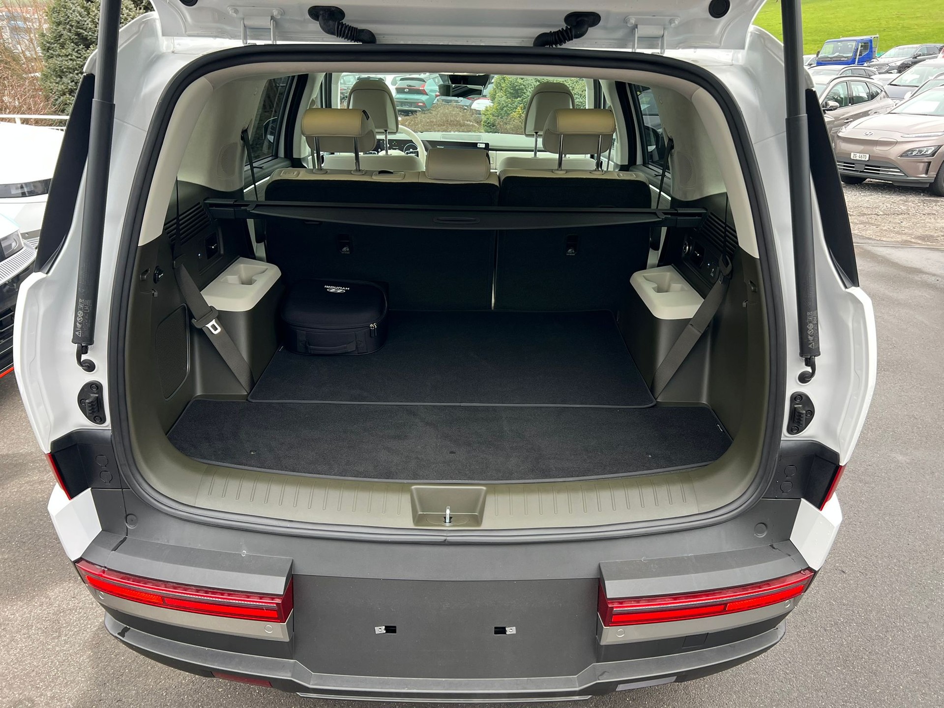 HYUNDAI Santa Fe 1.6 TDGi PHEV Vertex-image-5