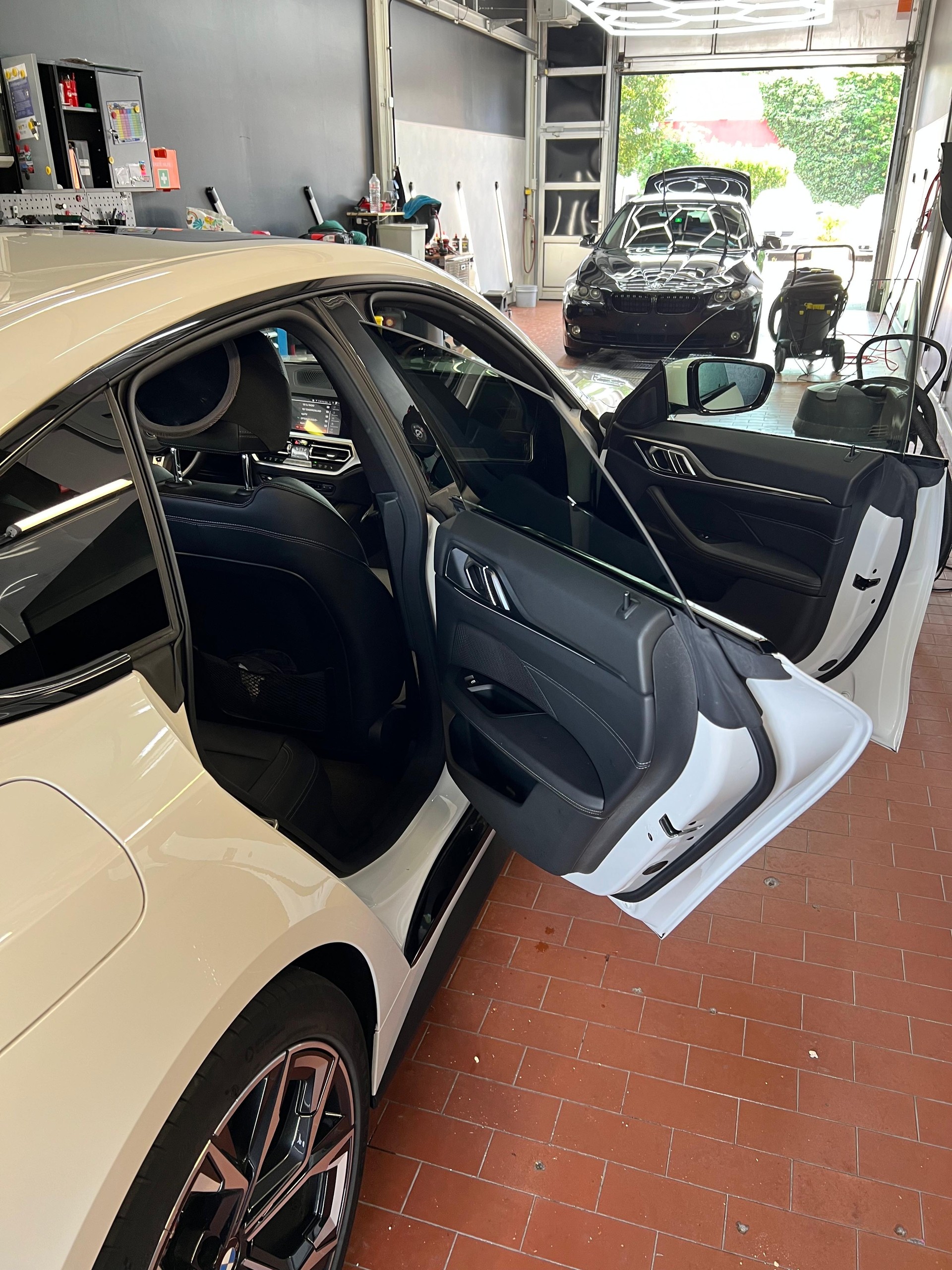 BMW Full Option 420d xDrive 48V Gran Coupé M Sport PRO Steptronic-image-15