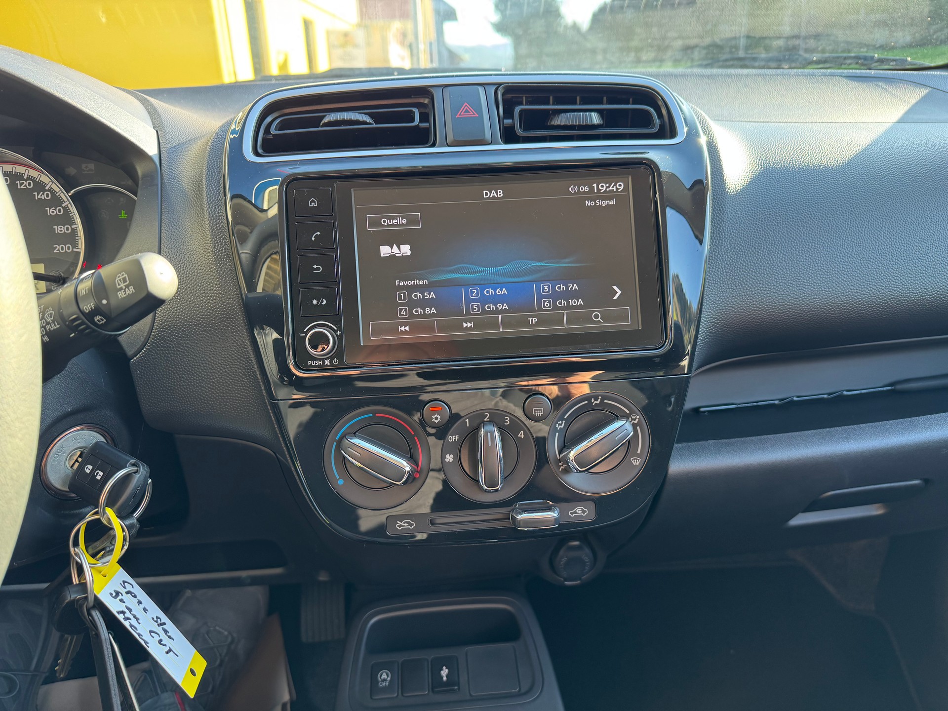 MITSUBISHI Space Star 1.2 CVT Inform-image-12