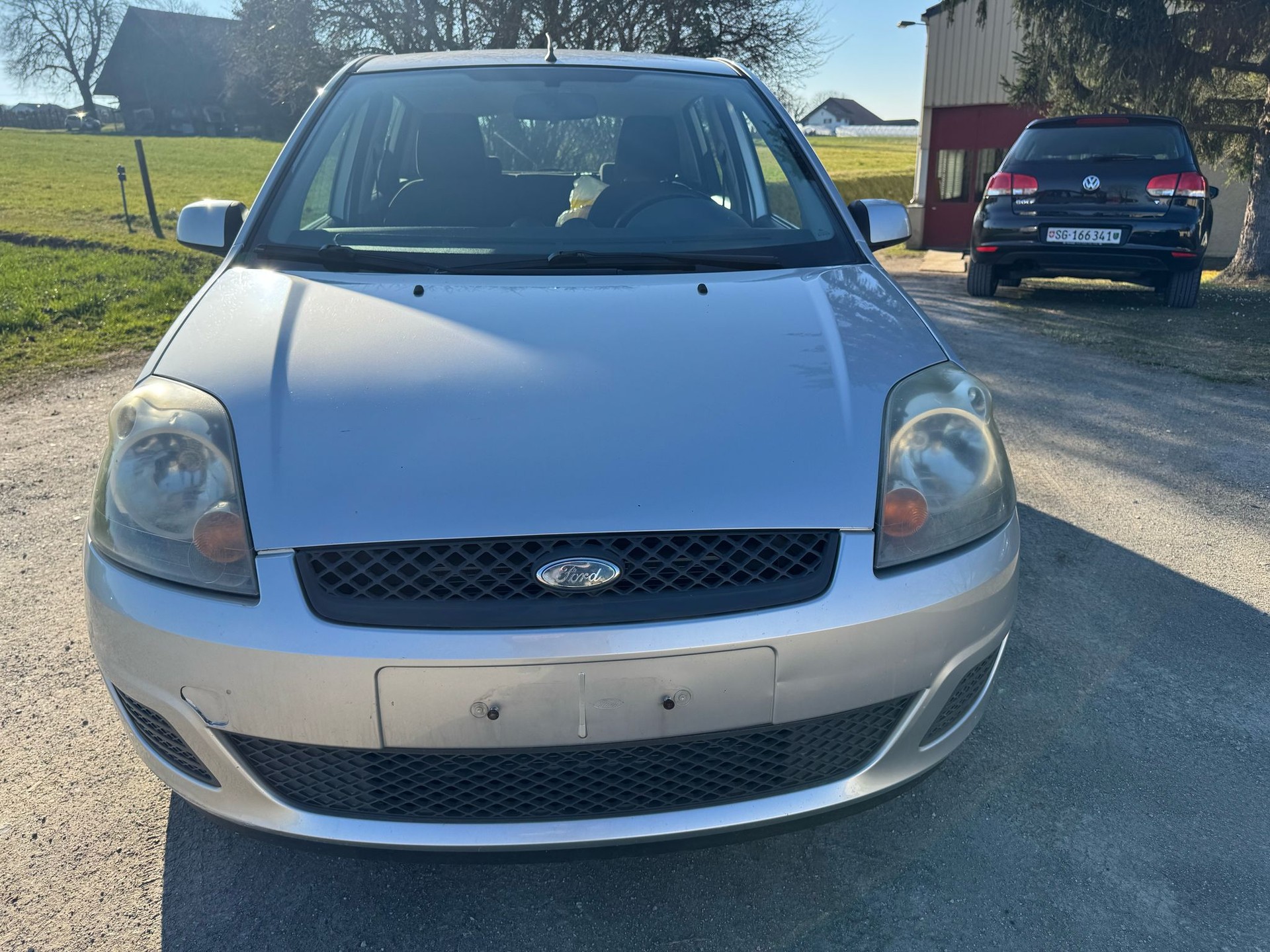 FORD Fiesta 1.4 16V Ambiente-image-2