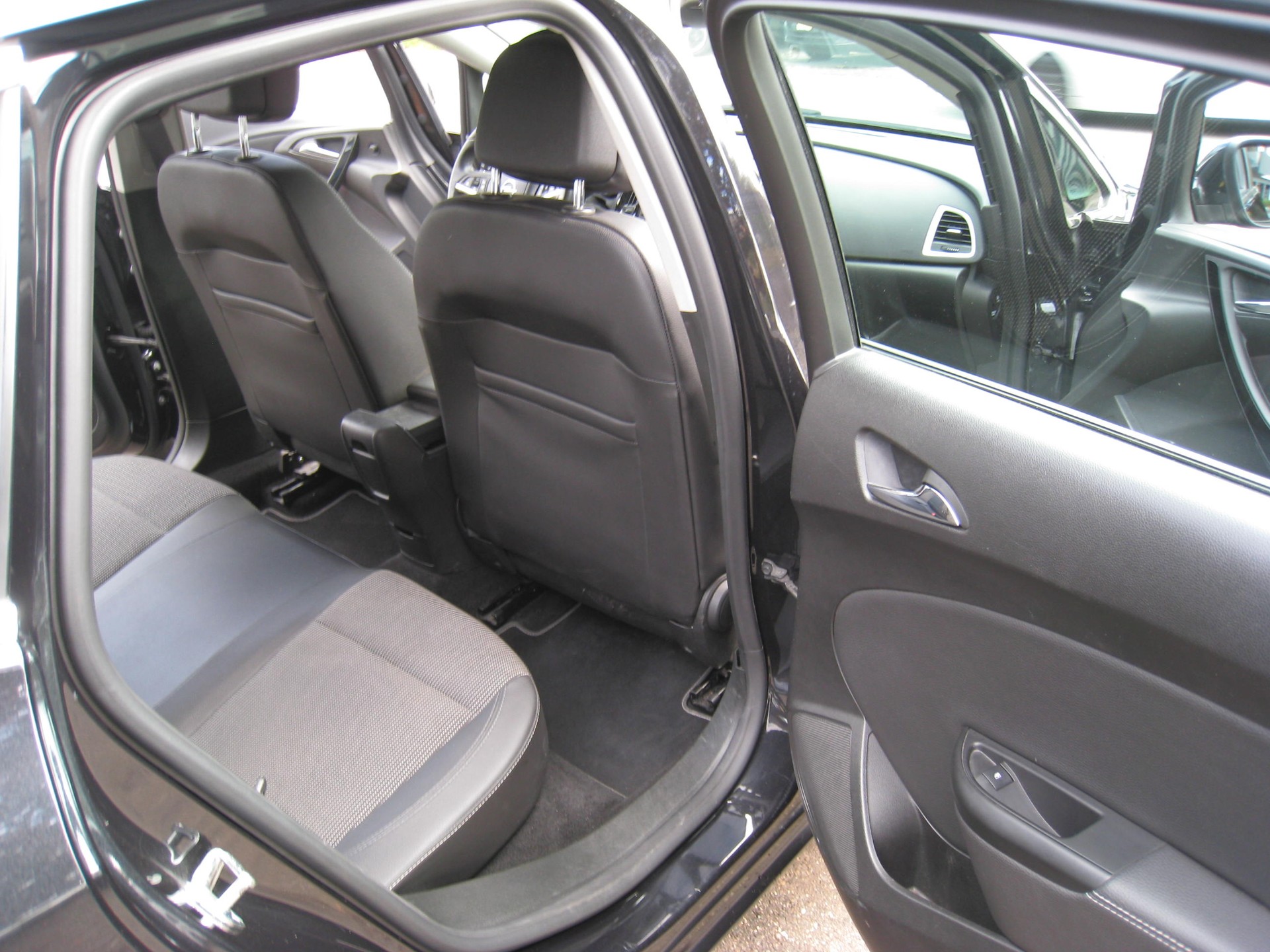 OPEL Astra 1.4i 16V Turbo Drive-image-15