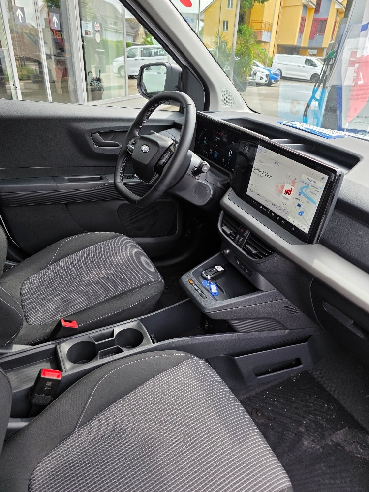 FORD E-Transit Courier Van Trend 43,5kWh-image-6
