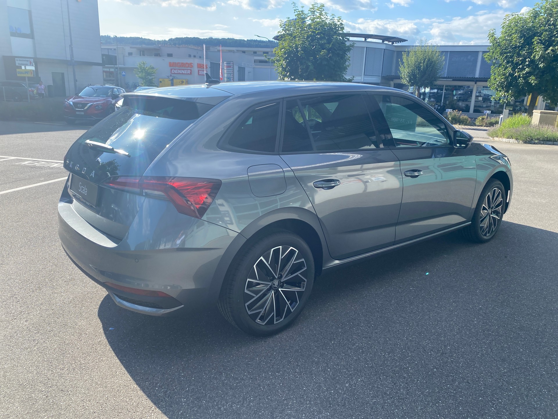 SKODA Scala 1.0 TSI Dynamic DSG-image-5