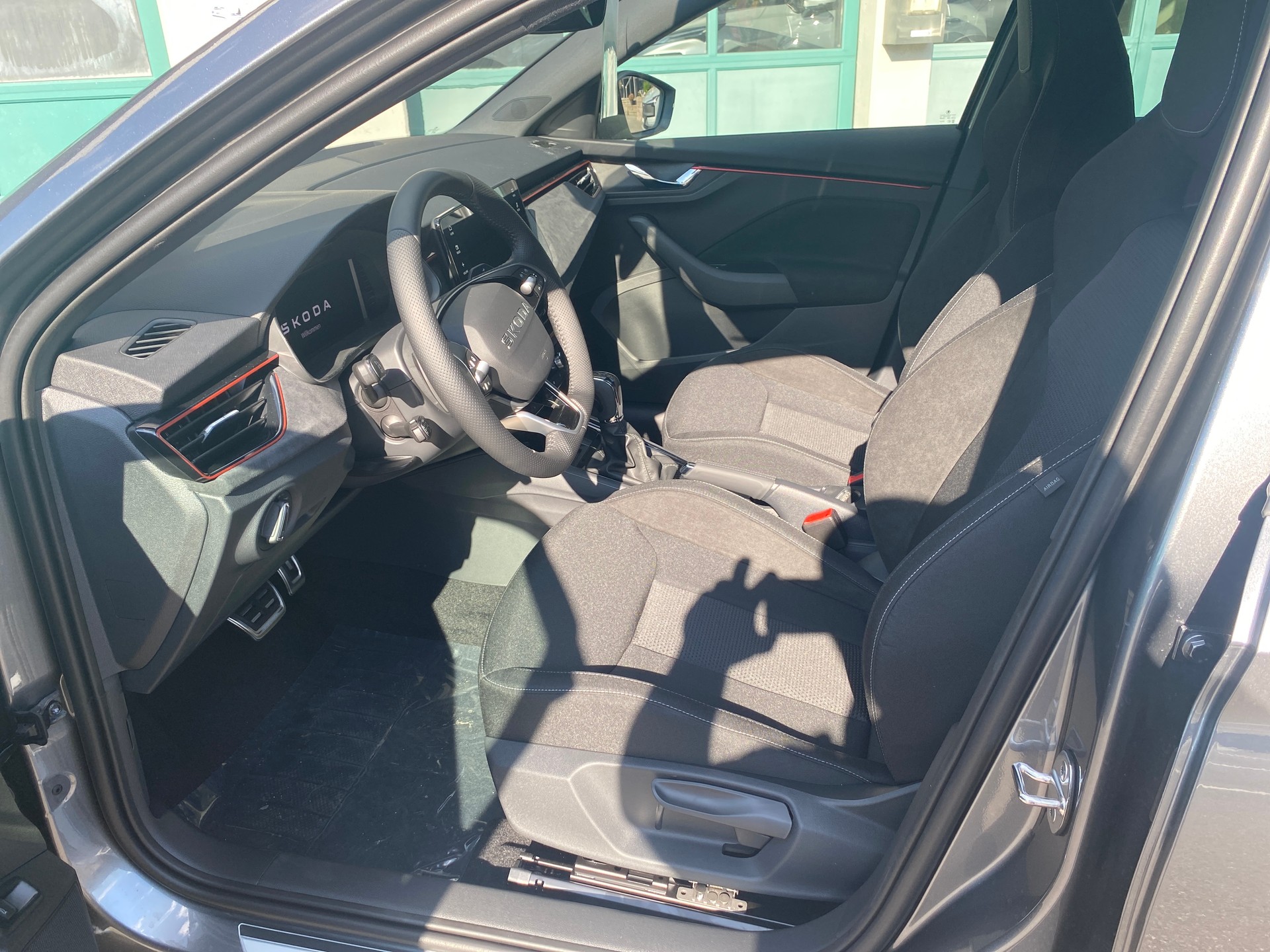 SKODA Scala 1.0 TSI Dynamic DSG-image-10