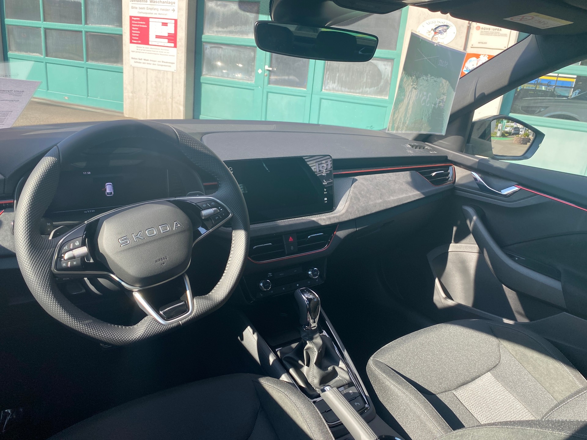 SKODA Scala 1.0 TSI Dynamic DSG-image-9