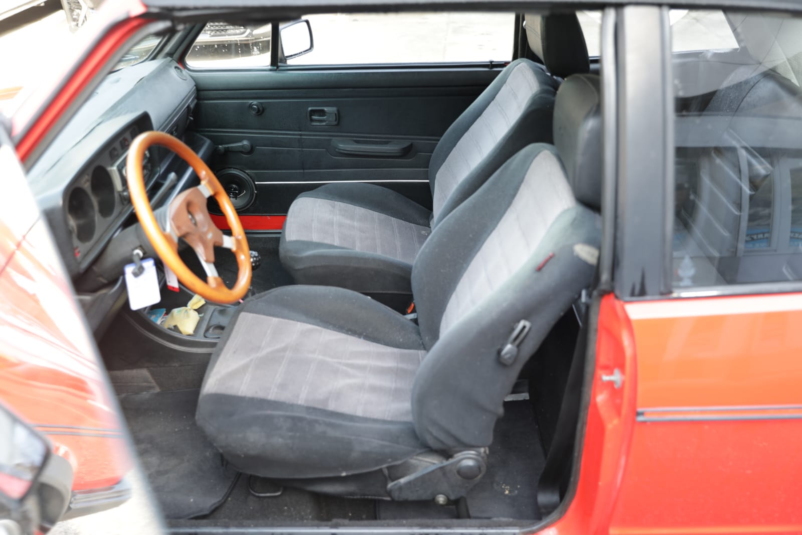 VW Golf 1 Cabrio-image-8