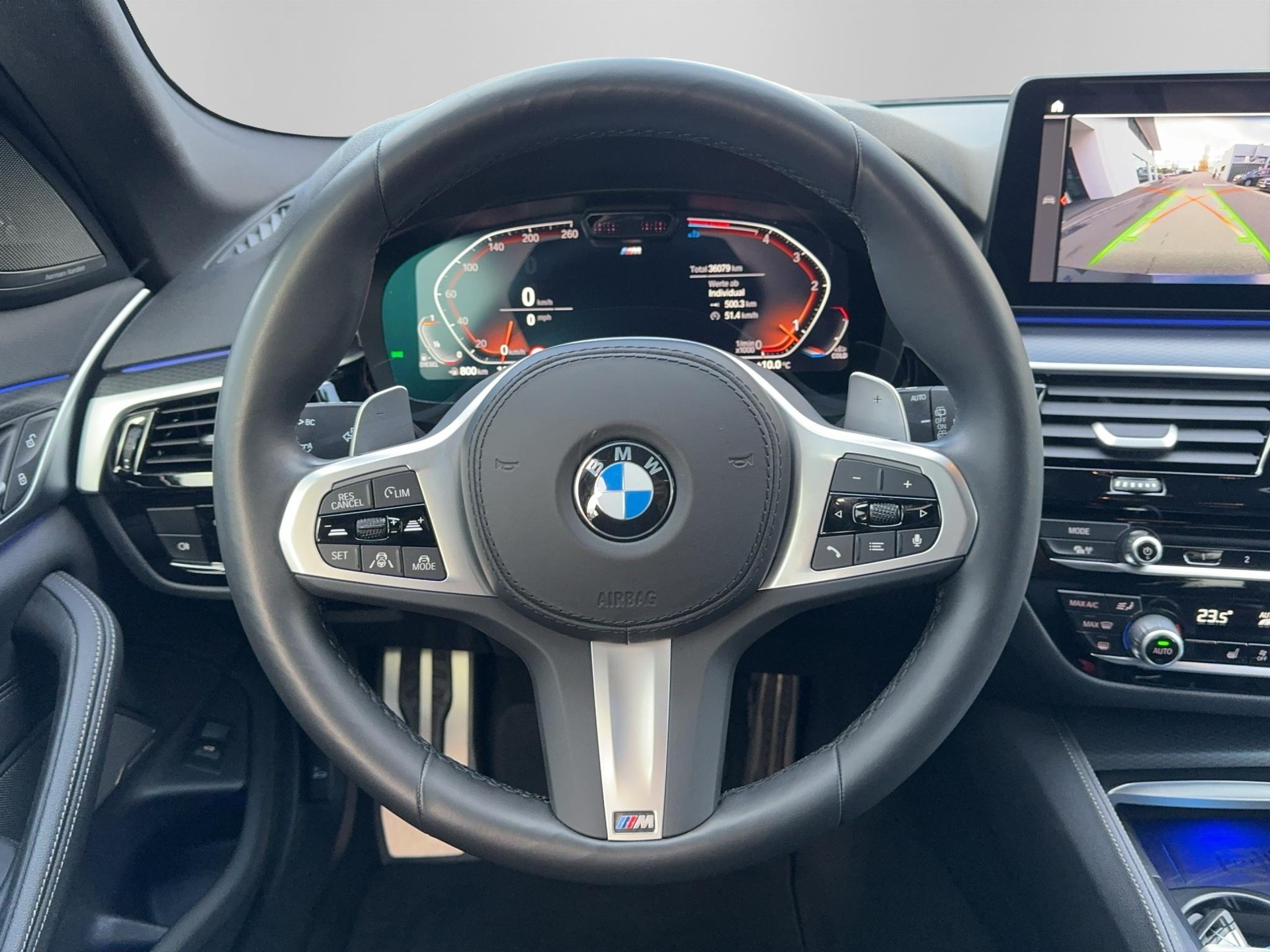 BMW 520d xDrive 48V Touring Pure M Sport Edition-image-11