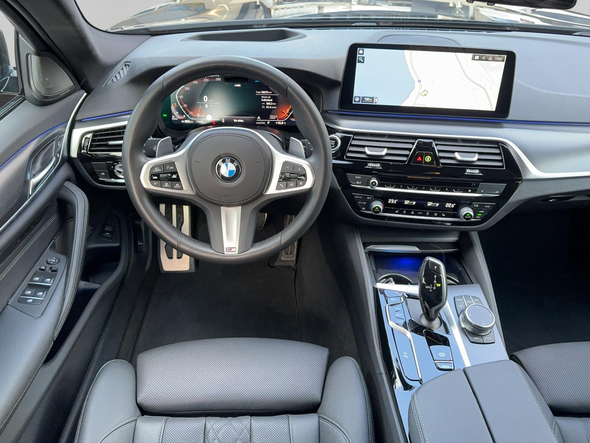 BMW 520d xDrive 48V Touring Pure M Sport Edition-image-14