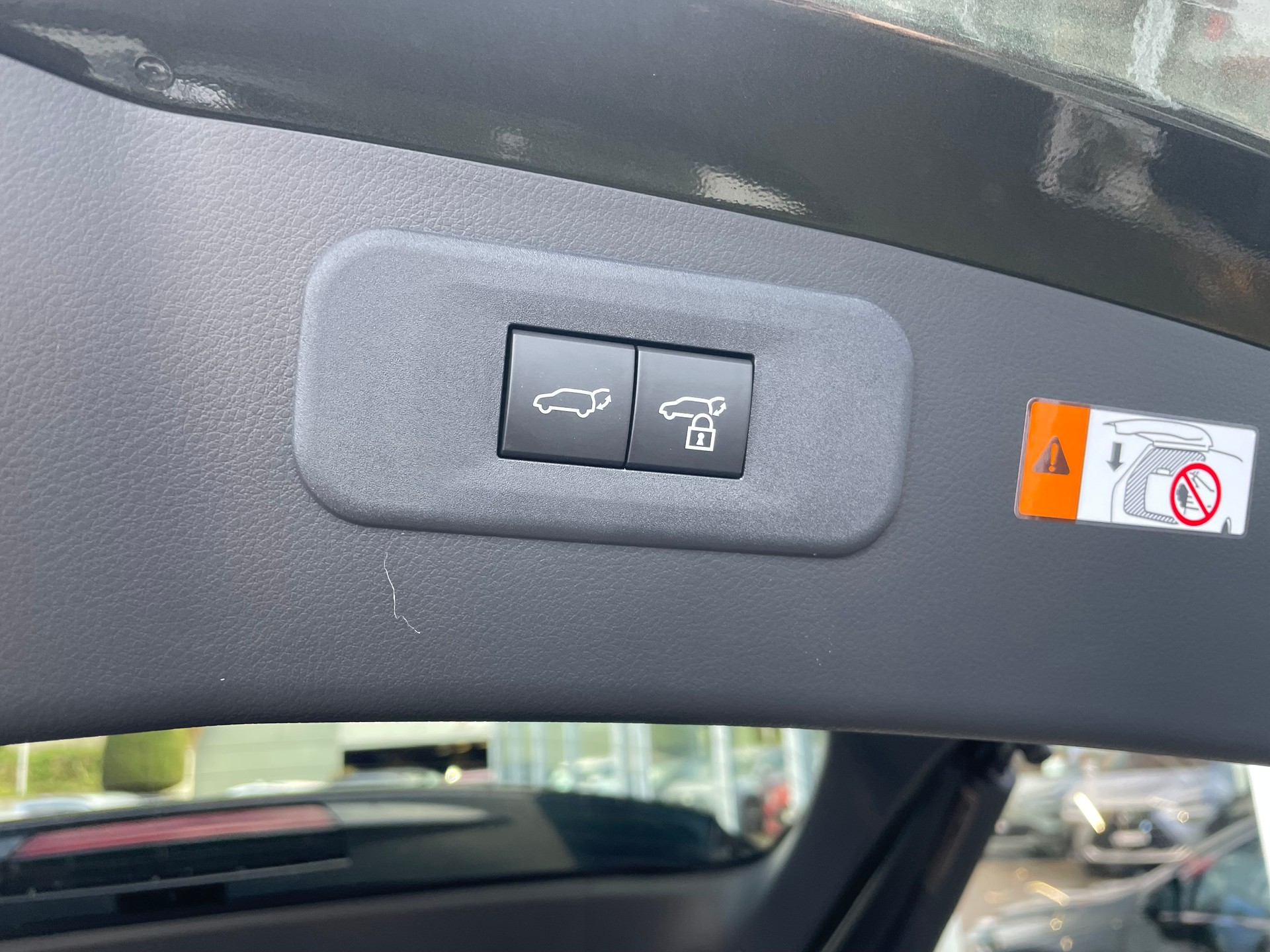 LEXUS NX 450h+ E-FOUR Comfort-image-8