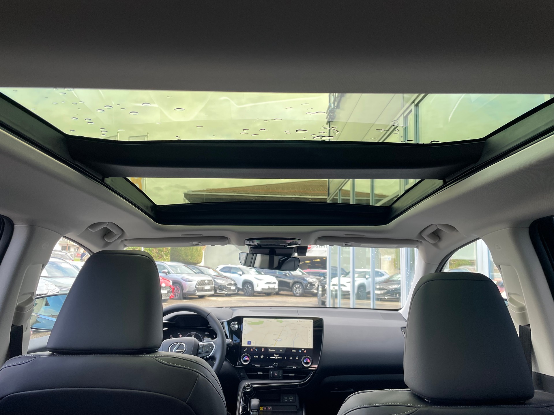 LEXUS NX 450h+ E-FOUR Comfort-image-11