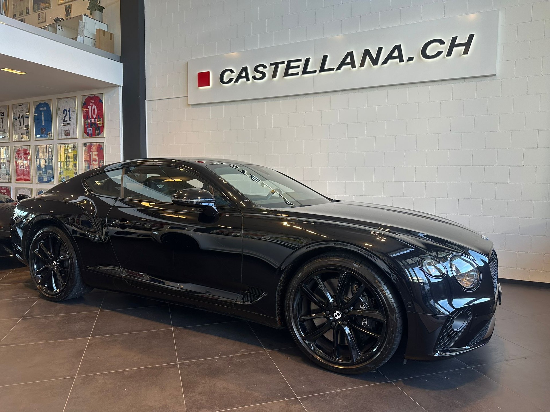 BENTLEY Continental GT 4.0 V8-image-0